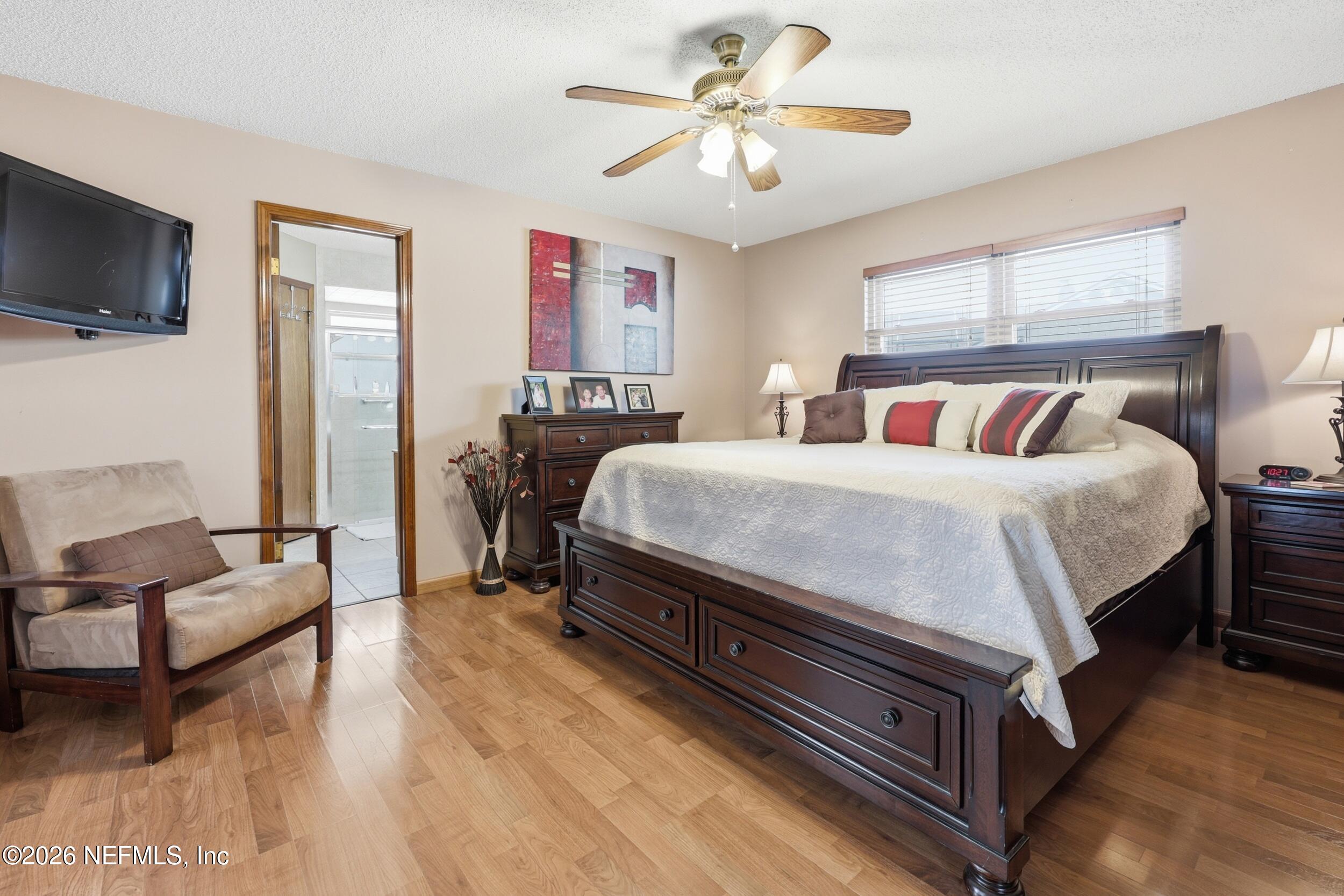 923 RIDGEWAY Court