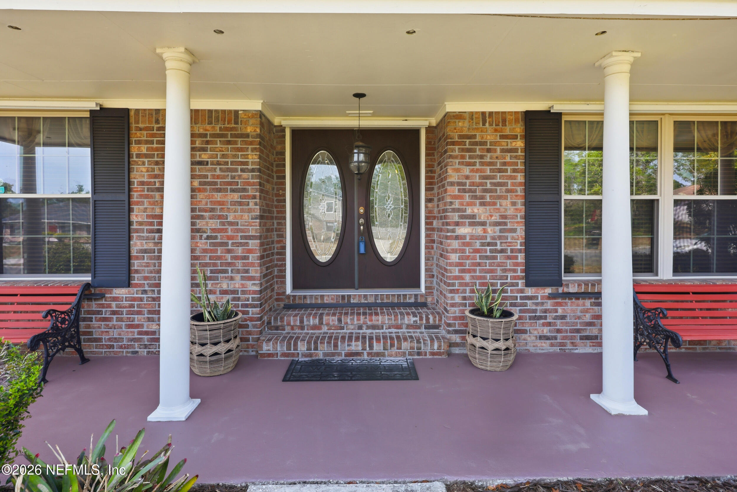 923 RIDGEWAY Court