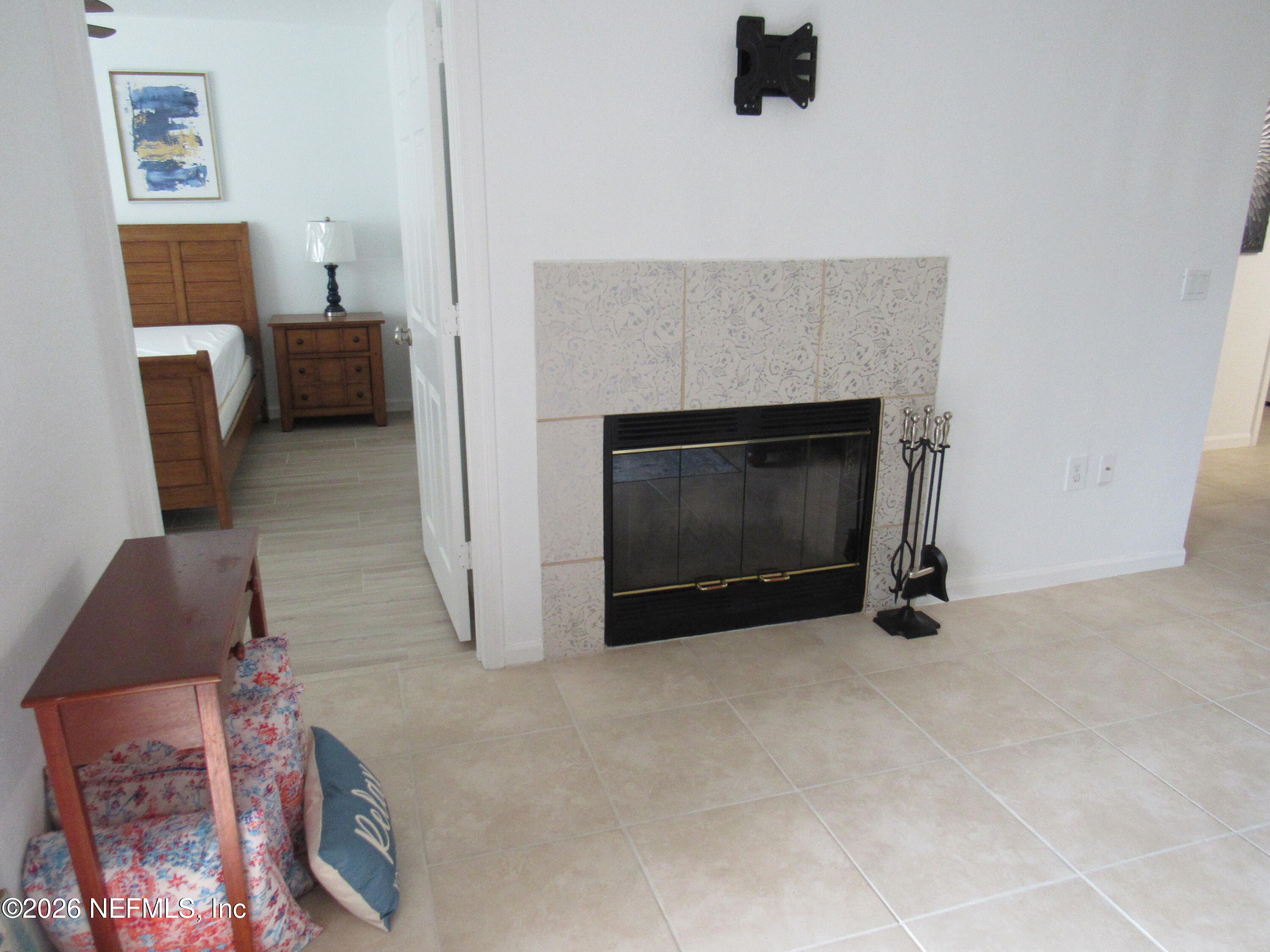 605 BOARDWALK Drive 311