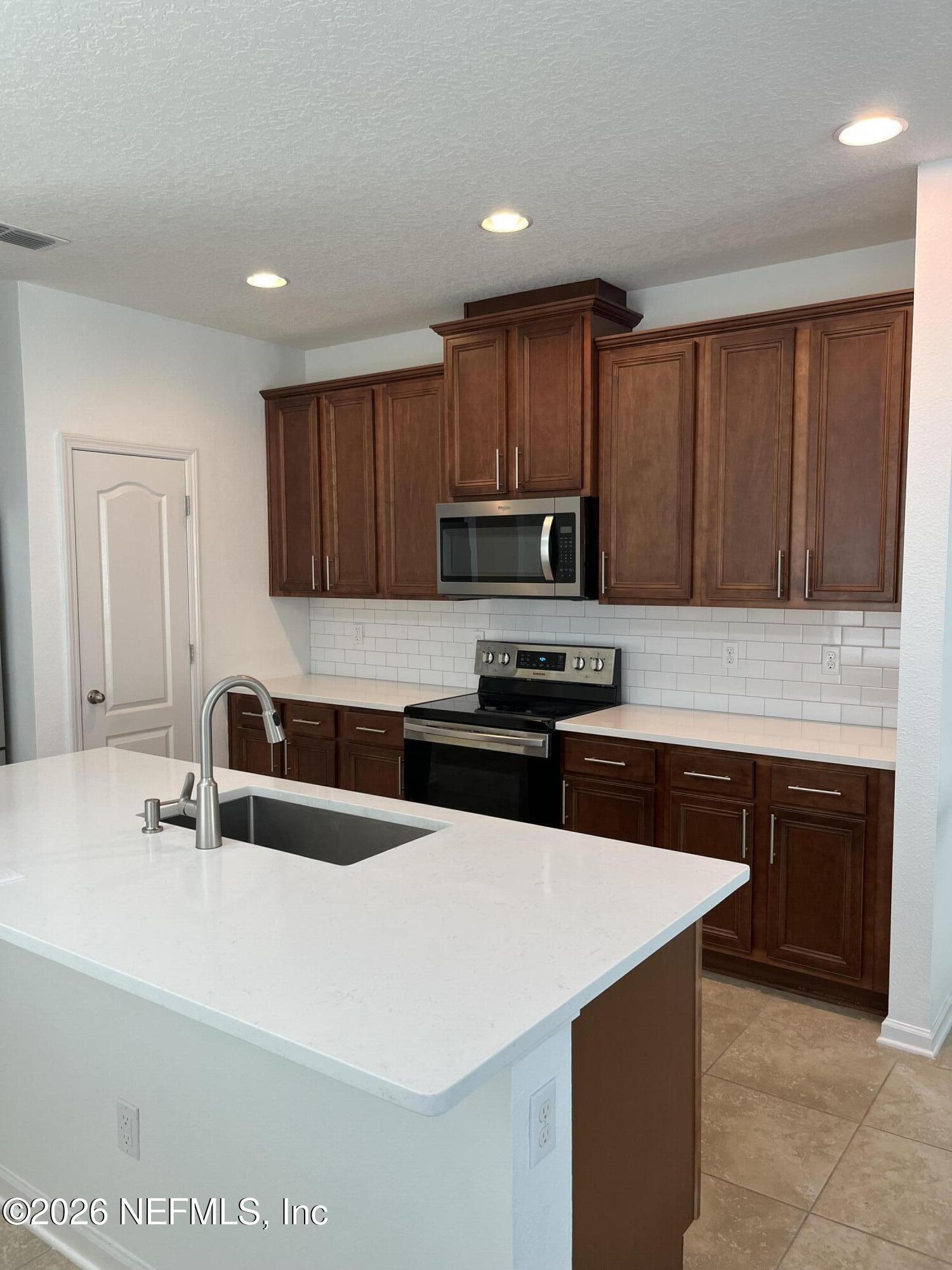 4802 REEF HERON Circle