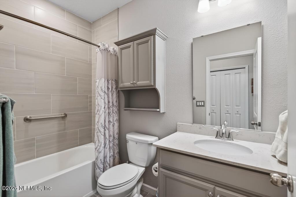 872 Brown Bear Run, St. Johns