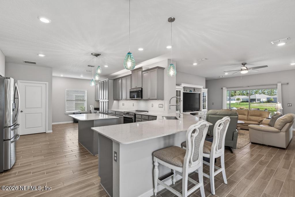 872 Brown Bear Run, St. Johns