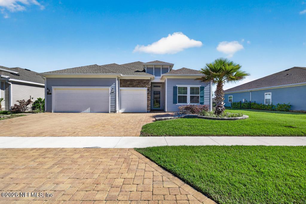 872 Brown Bear Run, St. Johns