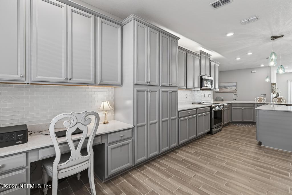 872 Brown Bear Run, St. Johns