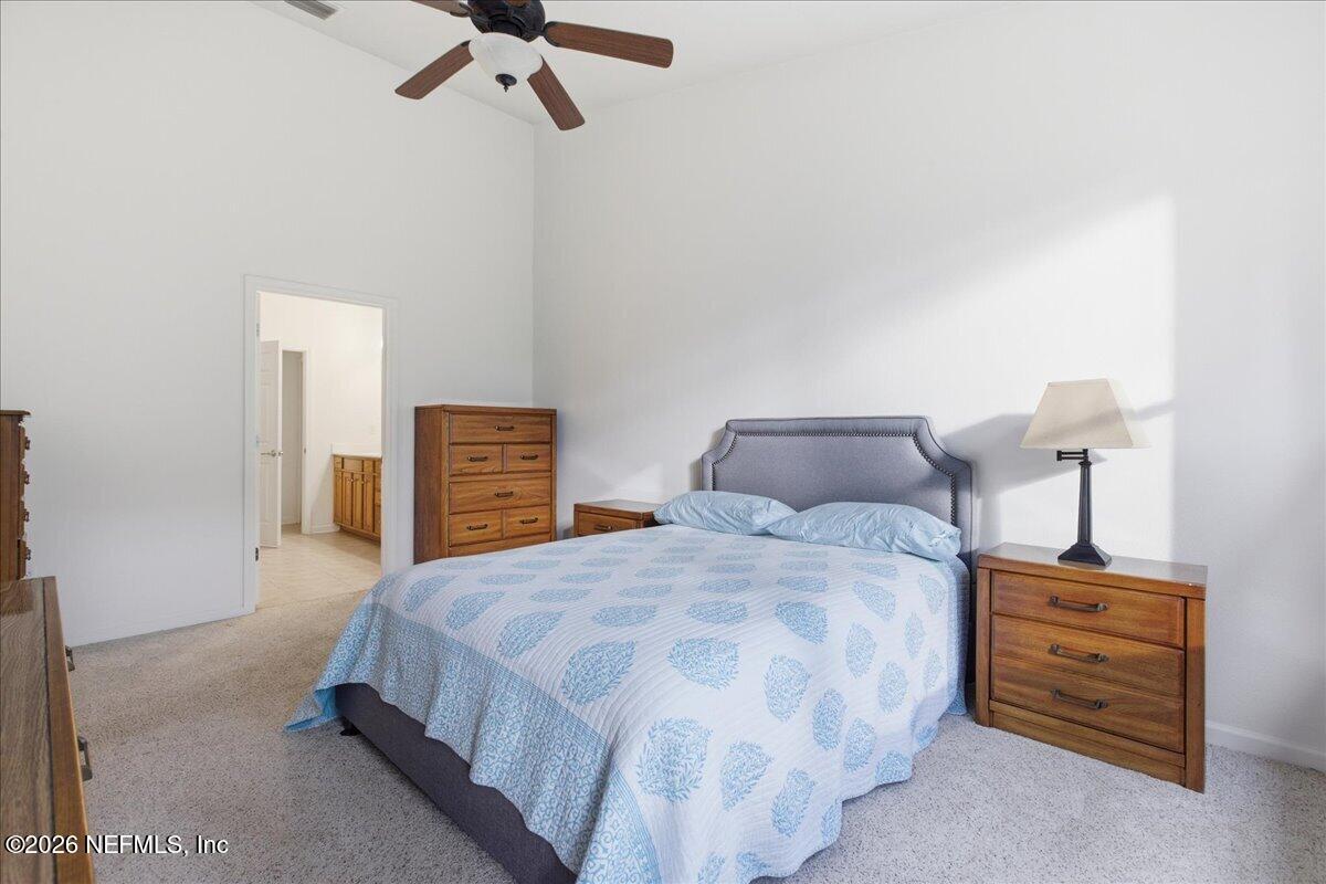8521 LITTLE SWIFT Circle 34D