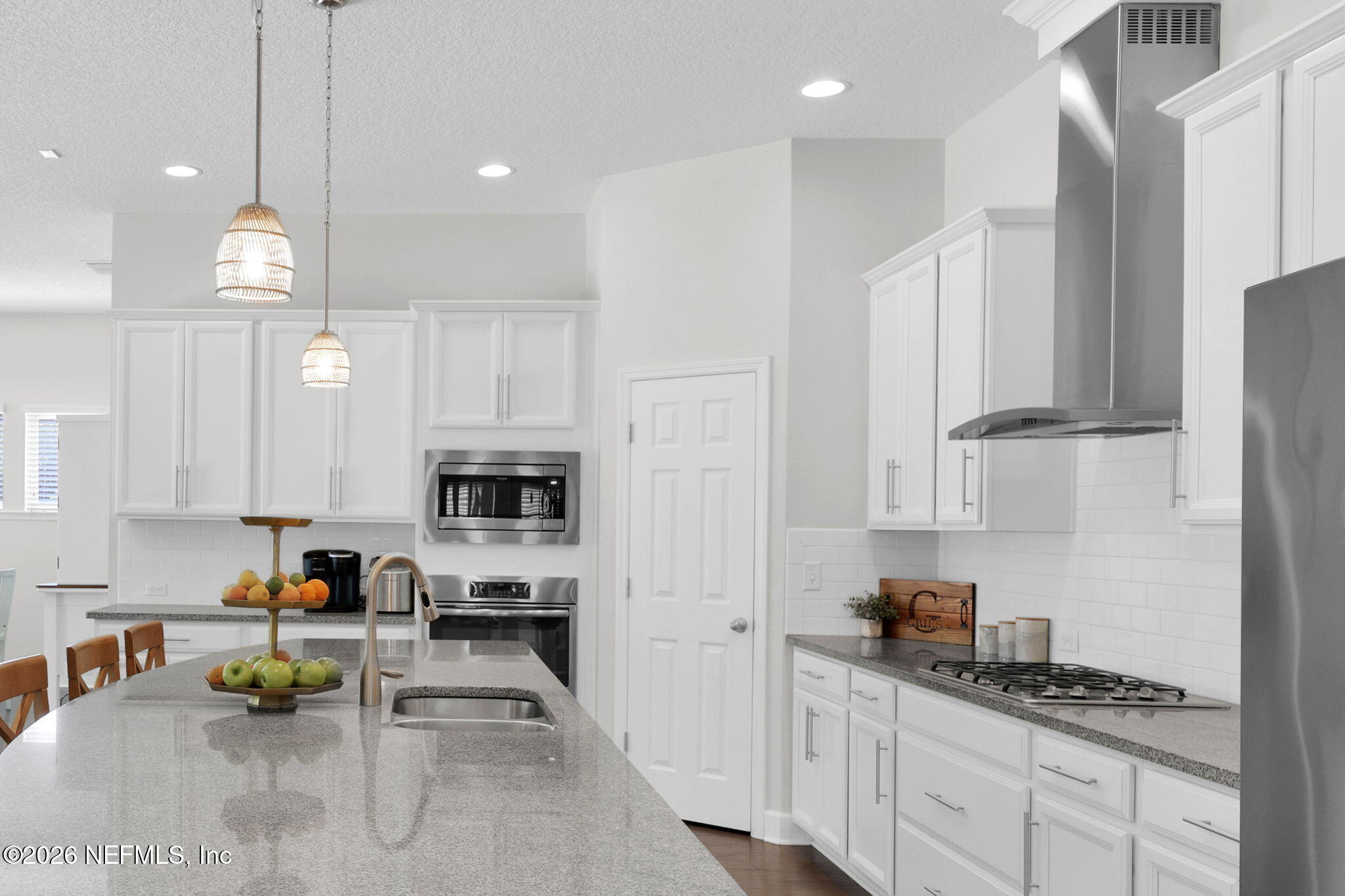 360 CITRUS RIDGE Drive