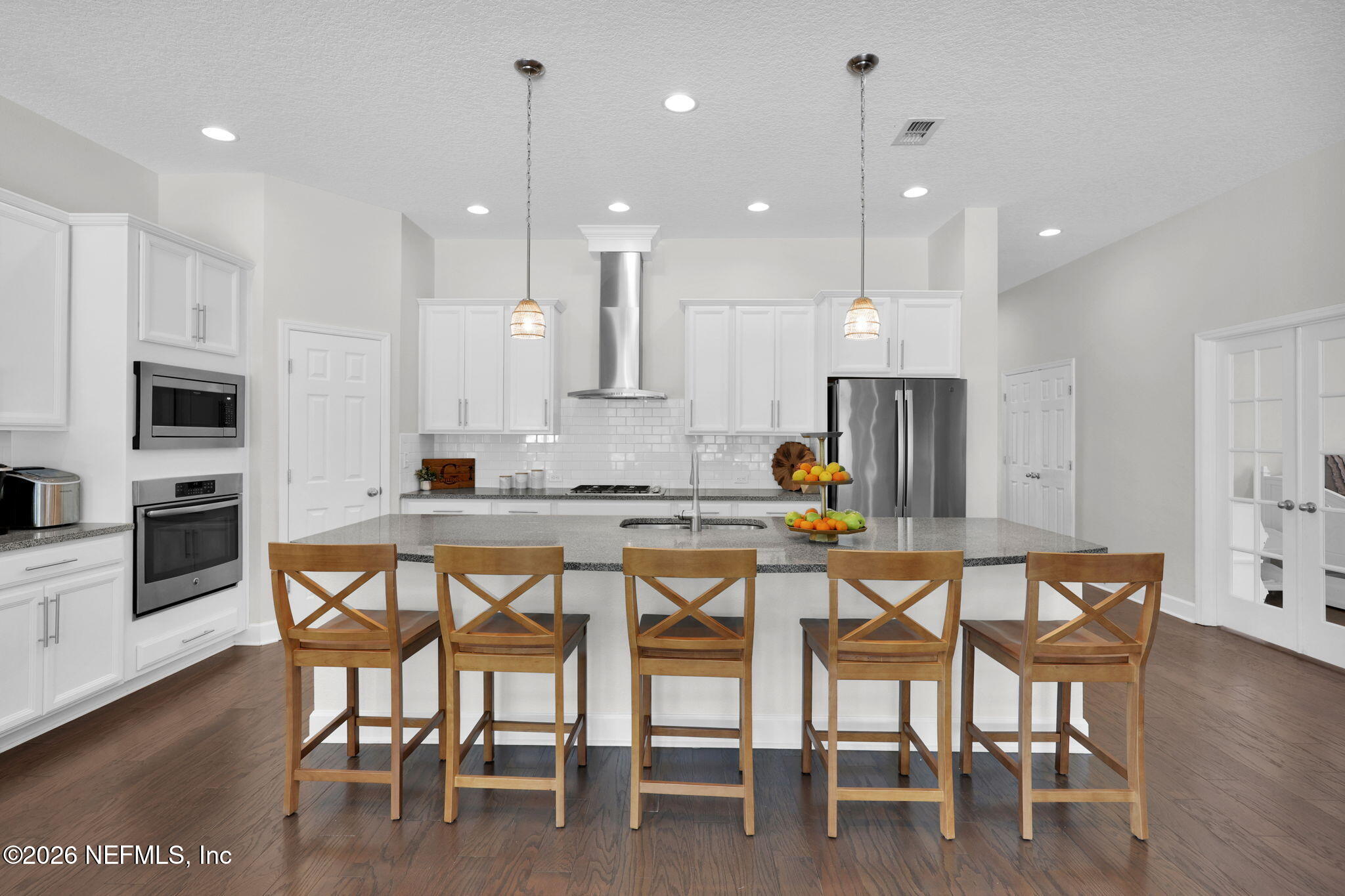 360 CITRUS RIDGE Drive
