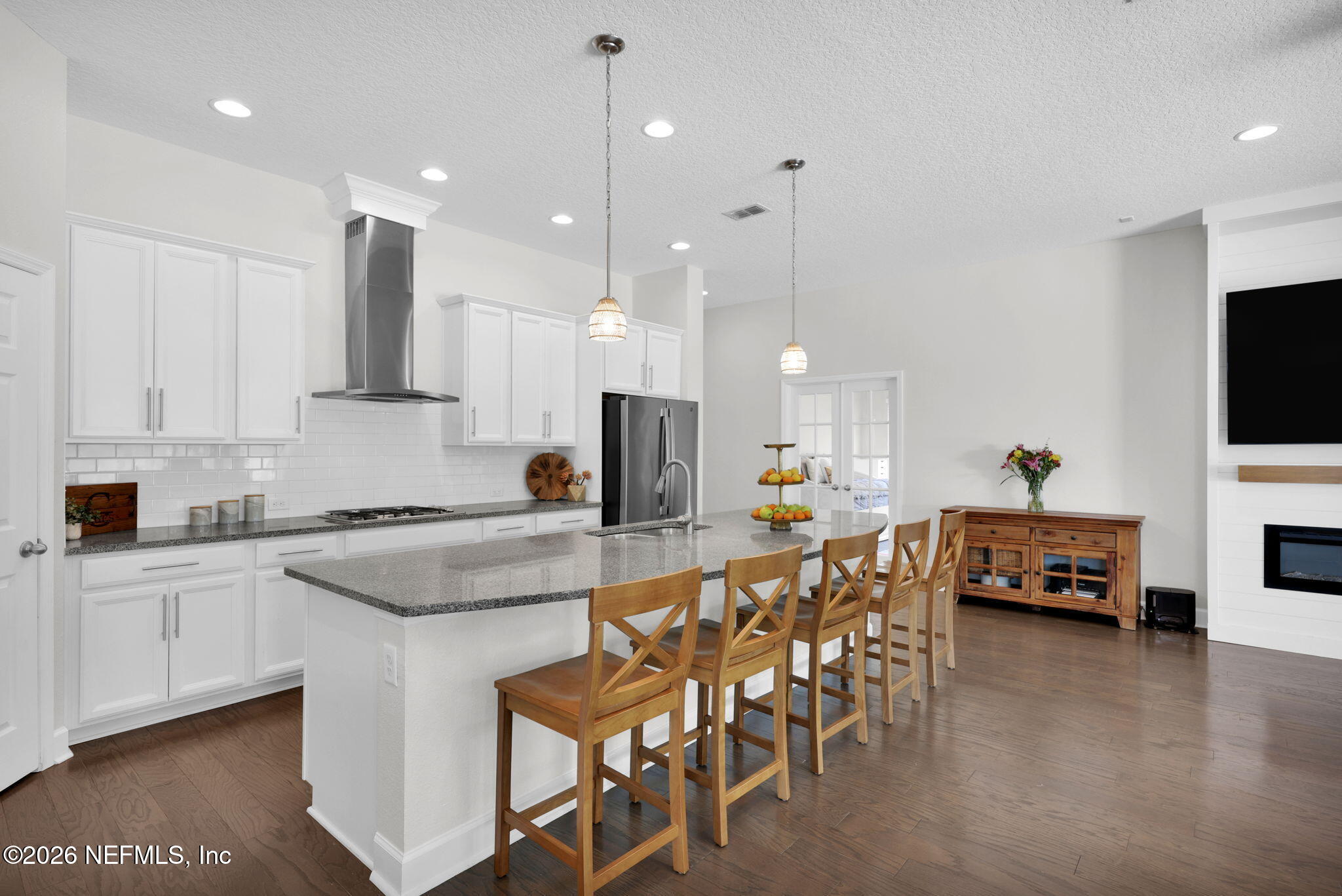 360 CITRUS RIDGE Drive