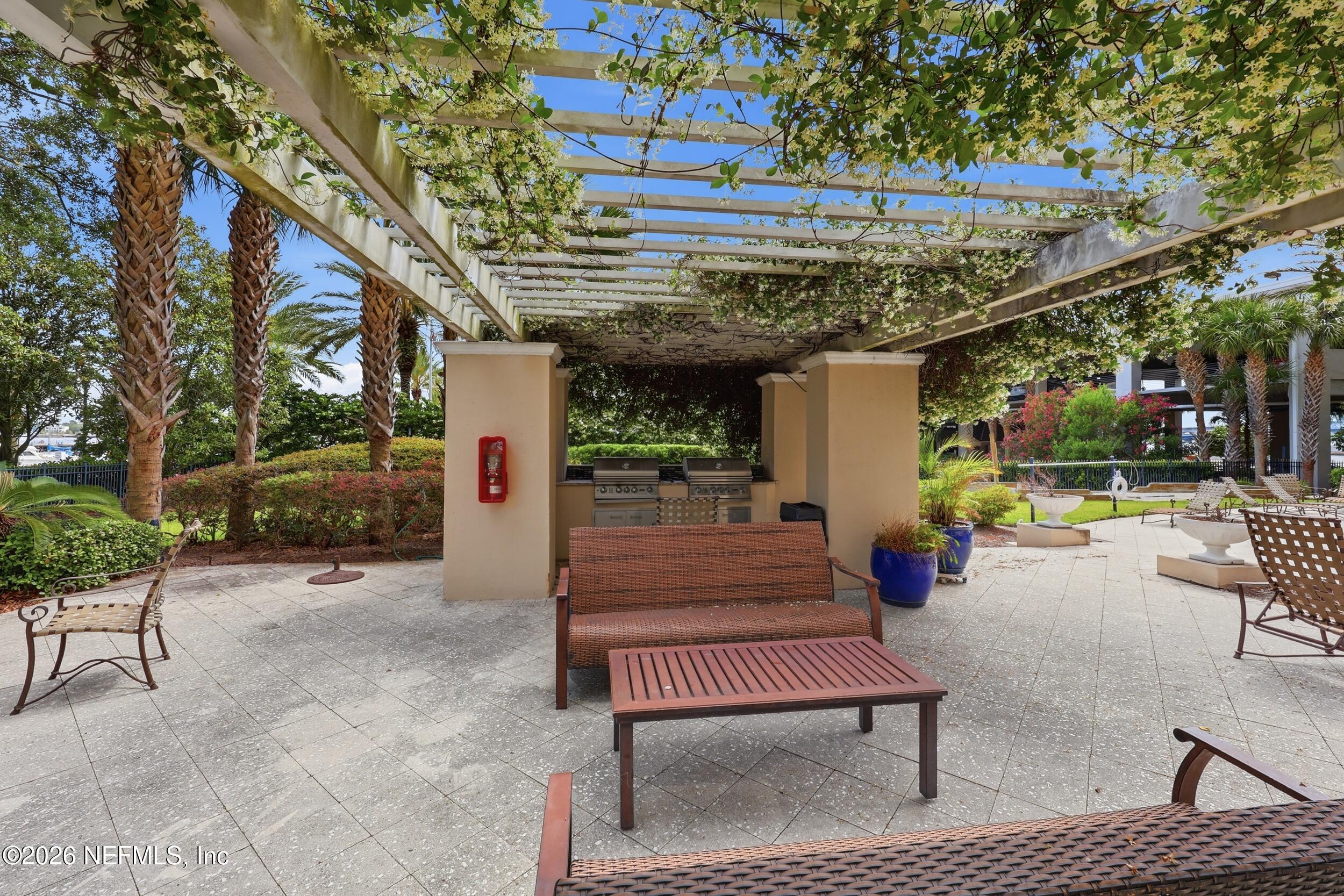 400 E BAY Street PENTHOUSE 4
