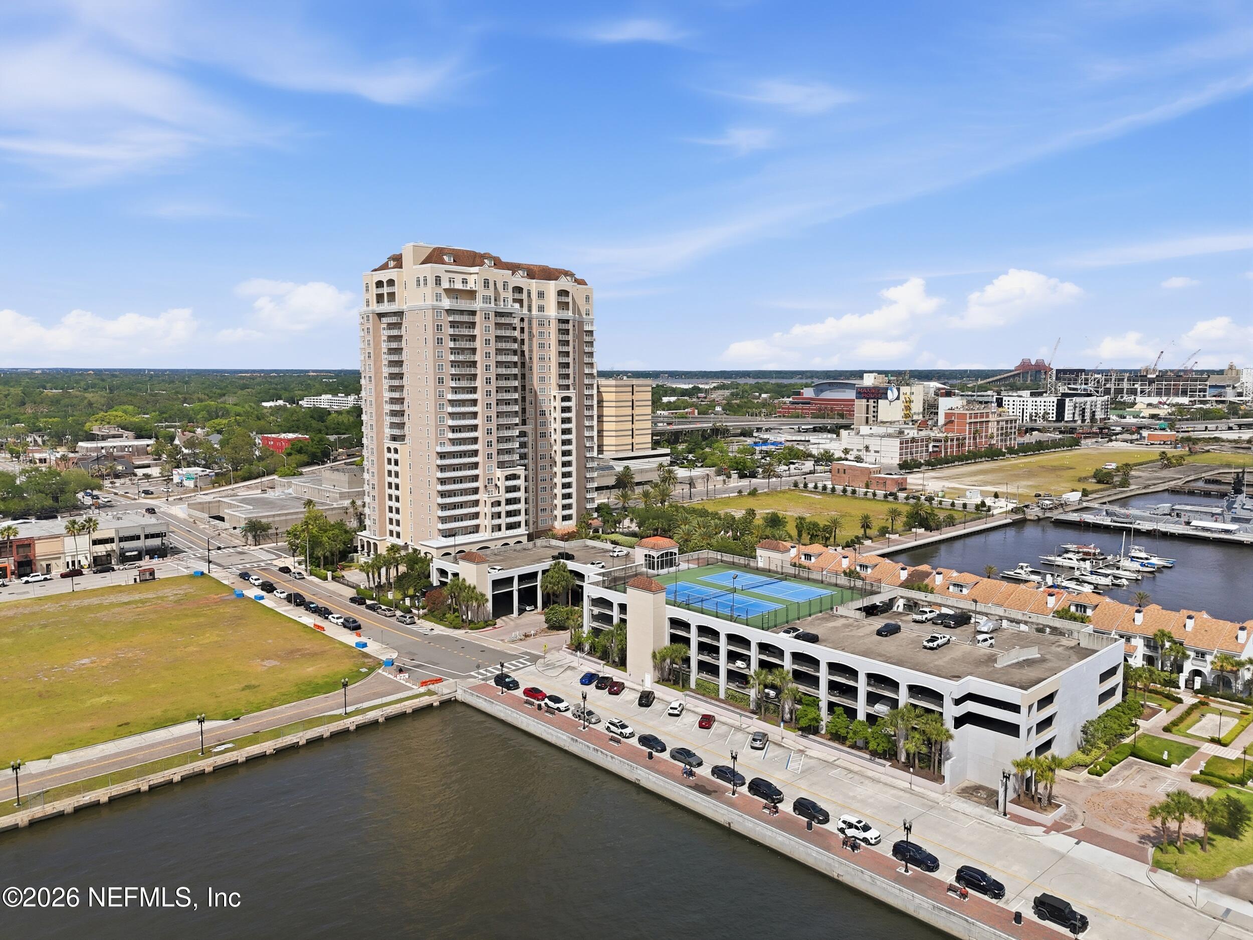 400 E BAY Street PENTHOUSE 4