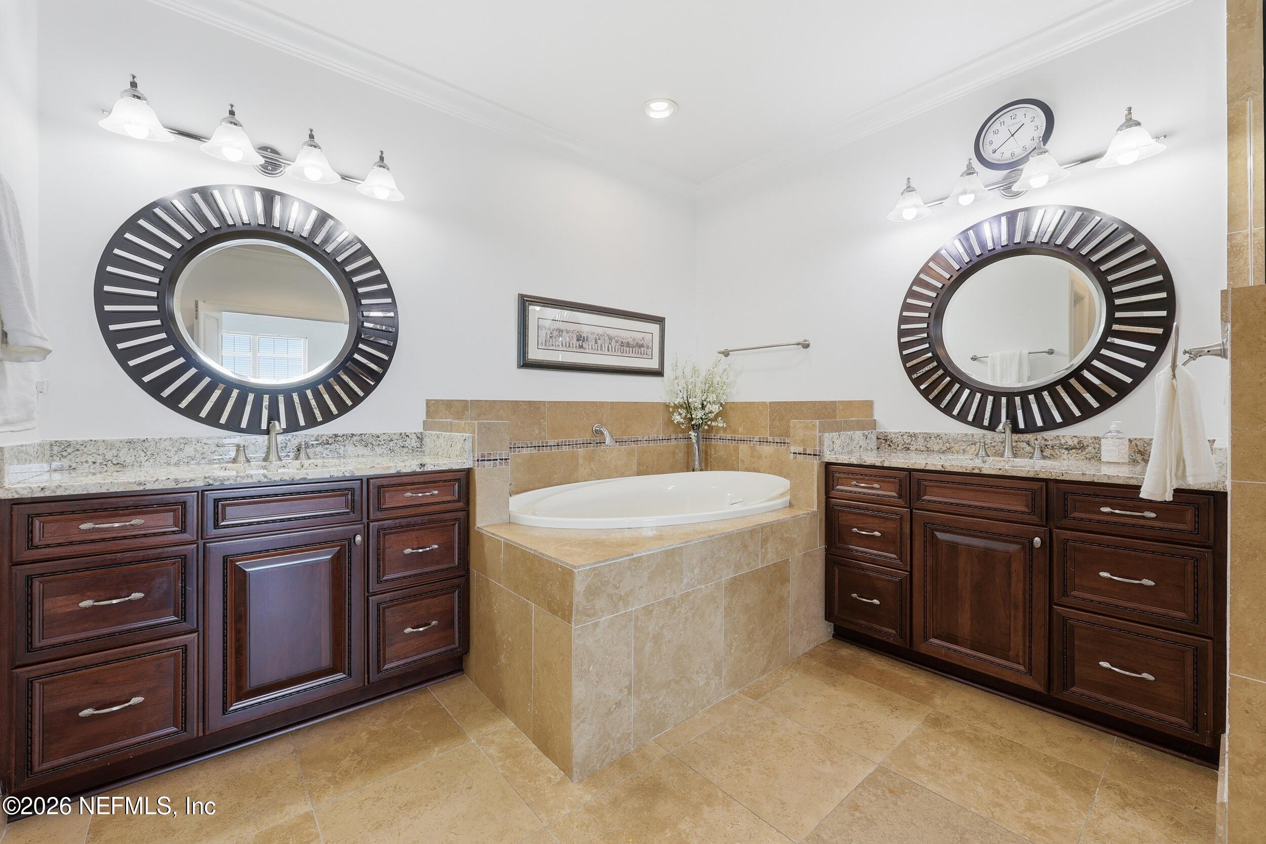 400 E BAY Street PENTHOUSE 4