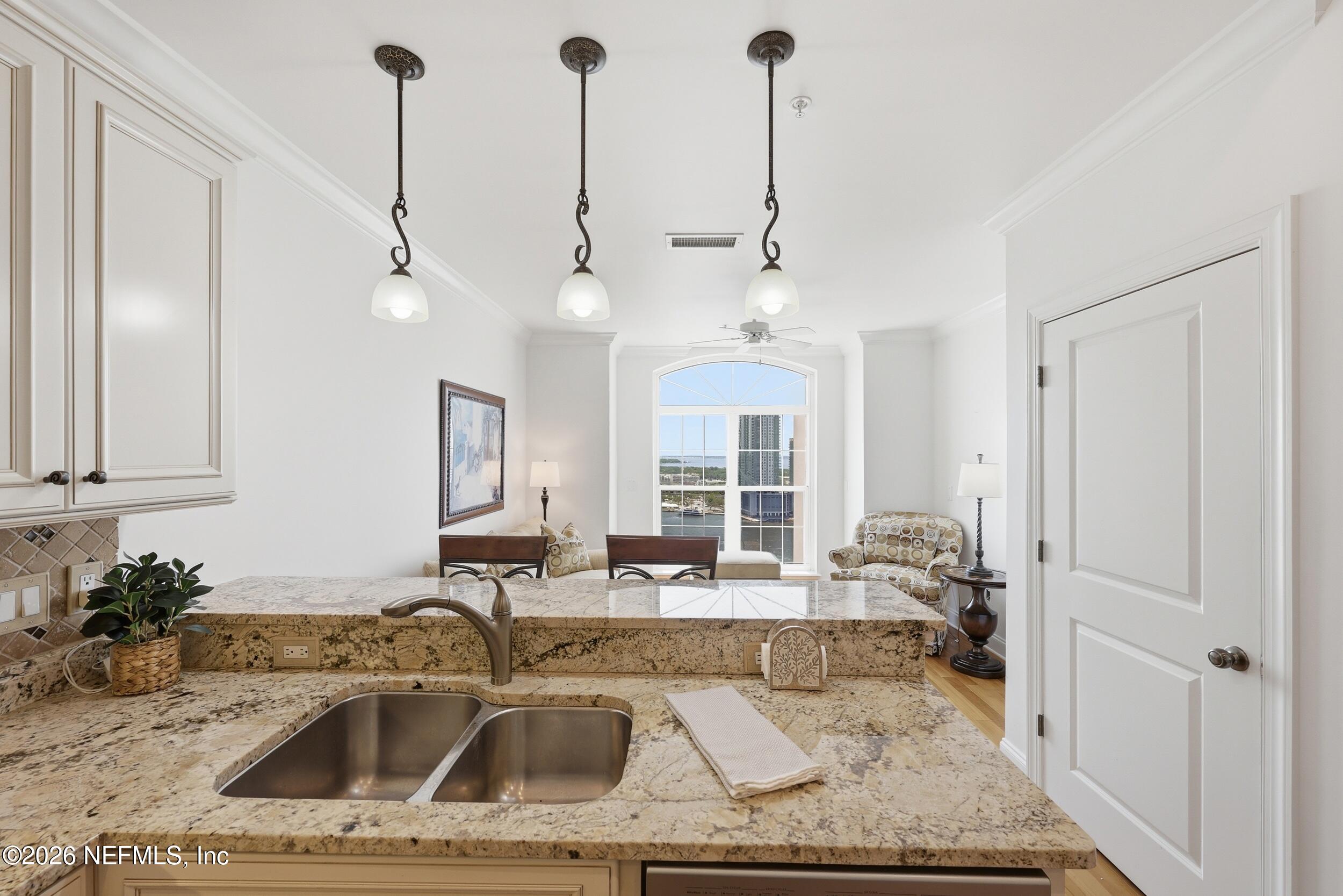 400 E BAY Street PENTHOUSE 4