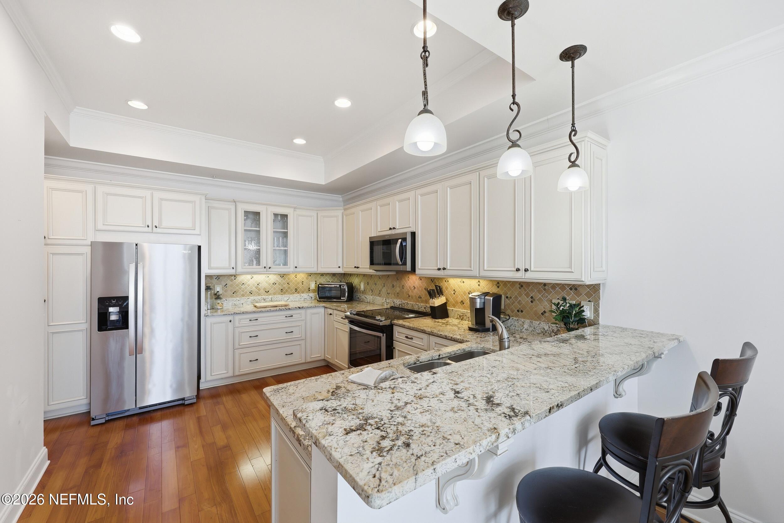 400 E BAY Street PENTHOUSE 4