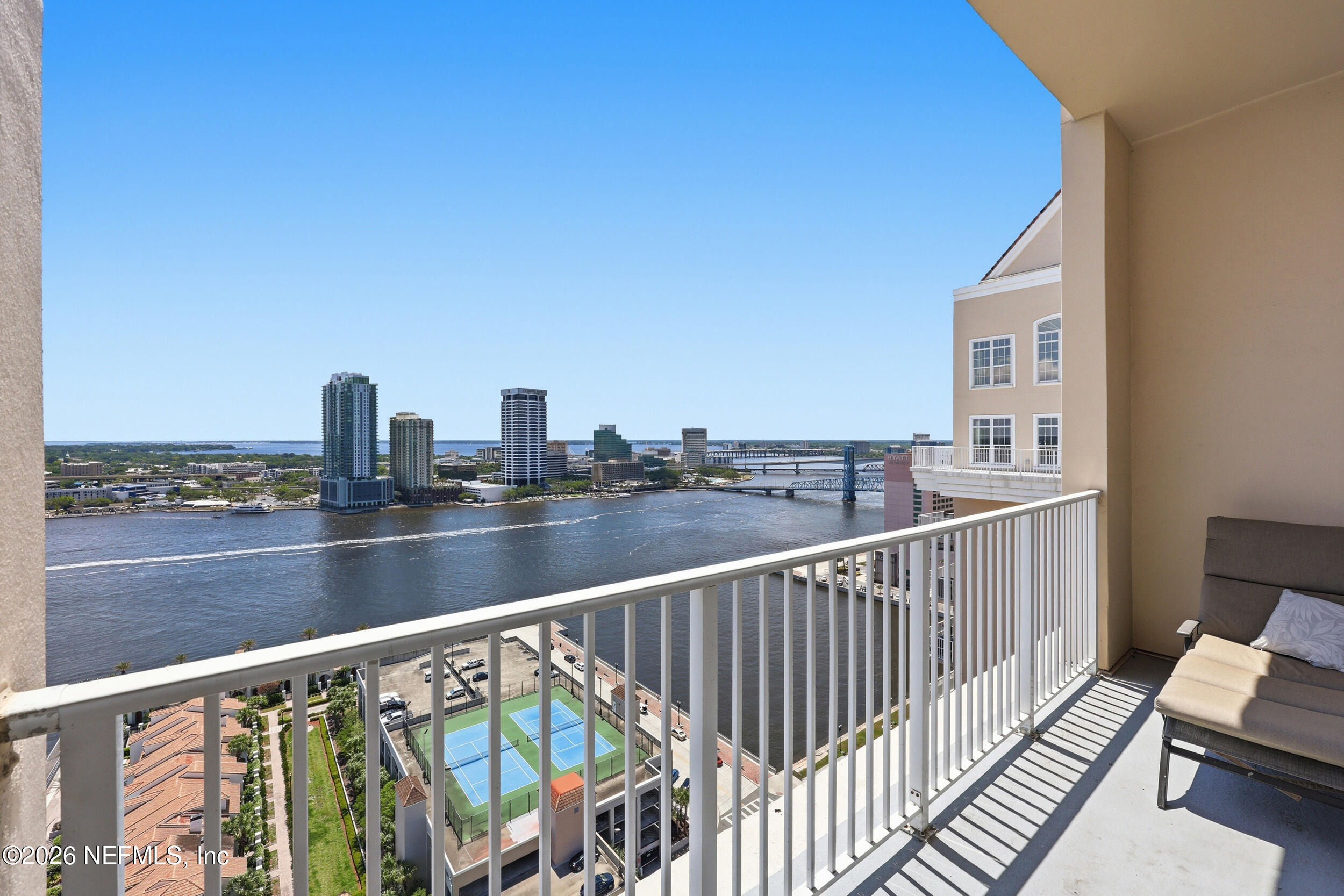 400 E BAY Street PENTHOUSE 4