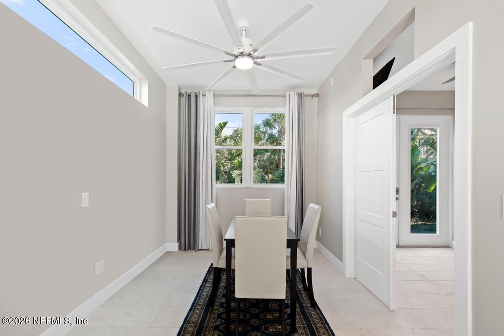 209 GULL Circle