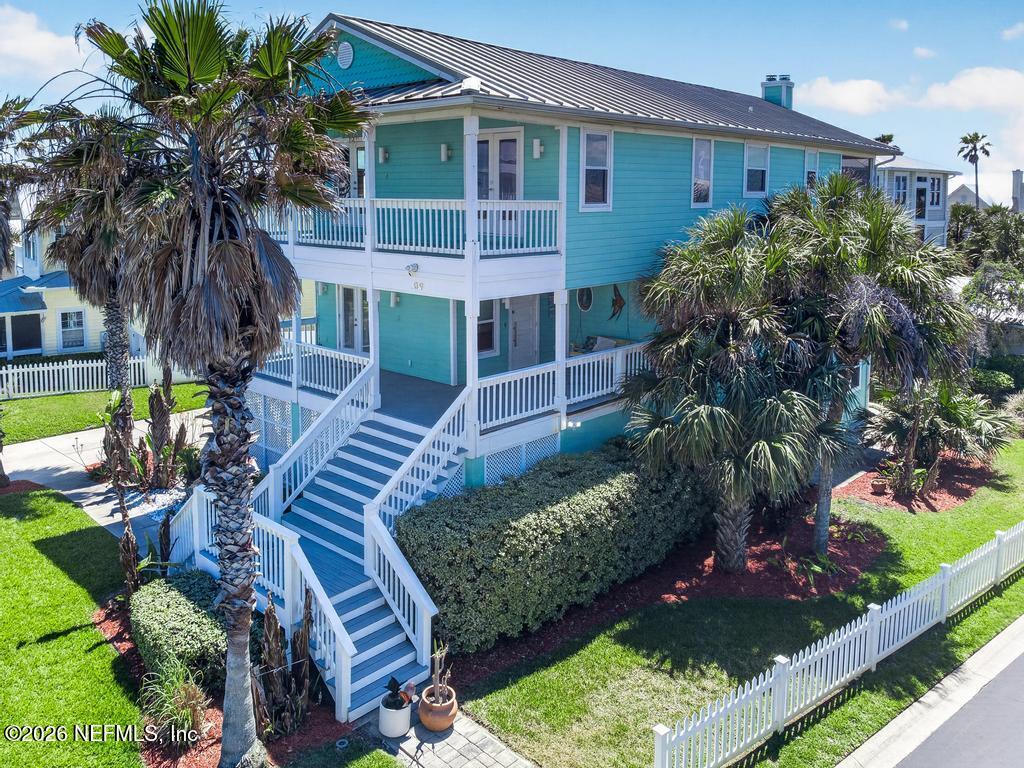 209 GULL Circle