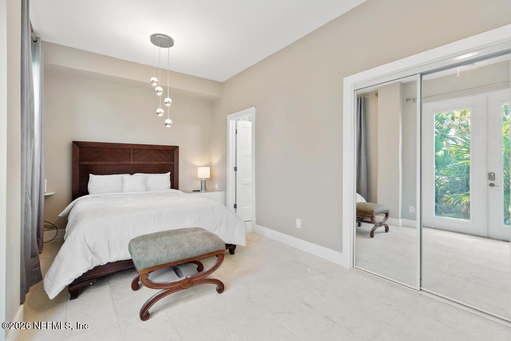 209 GULL Circle