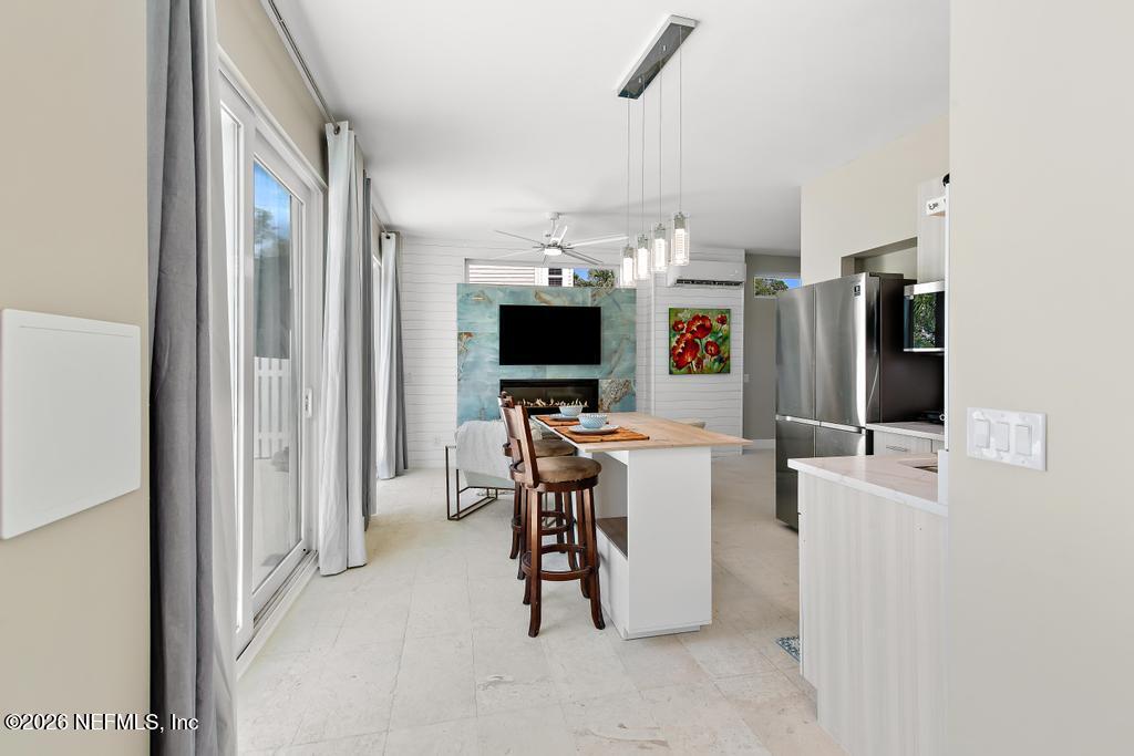 209 GULL Circle
