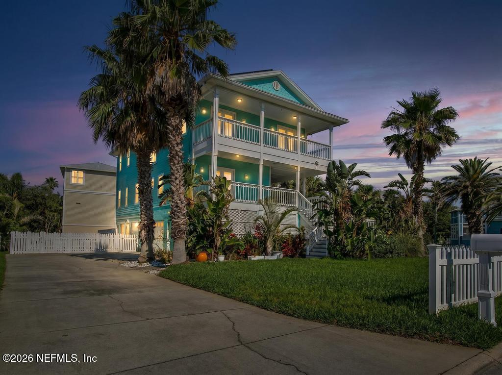 209 GULL Circle