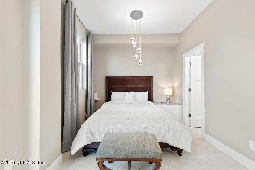 209 GULL Circle