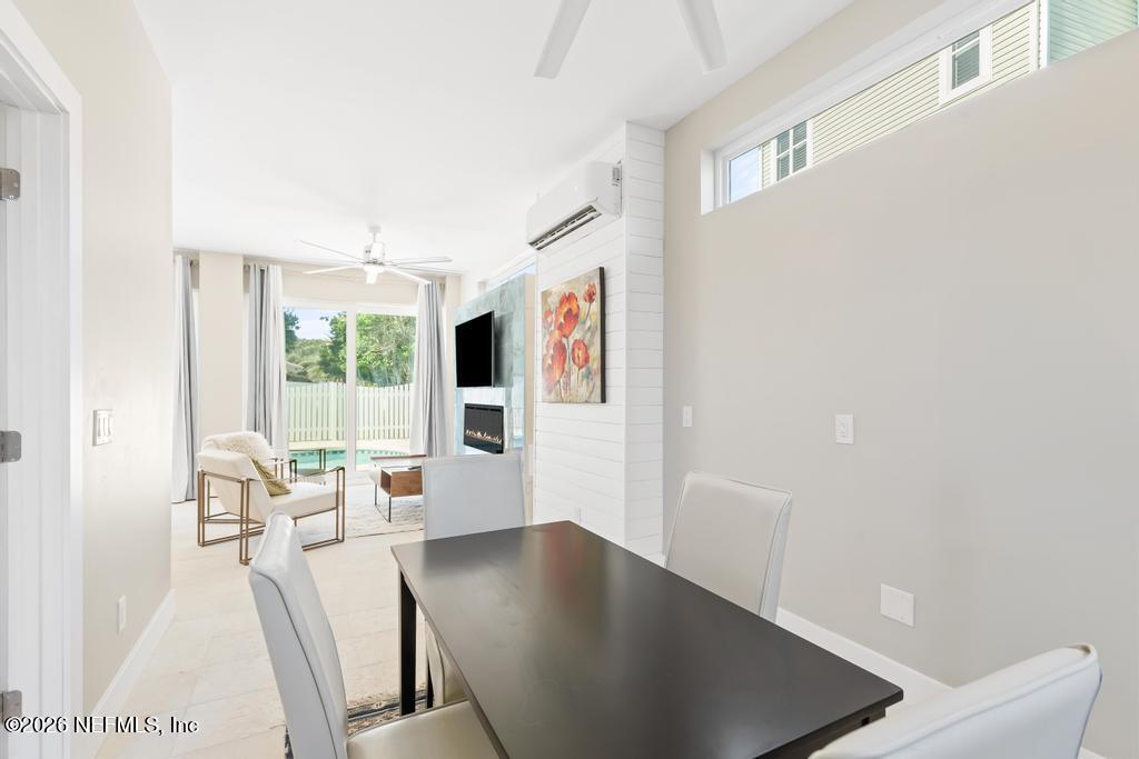 209 GULL Circle