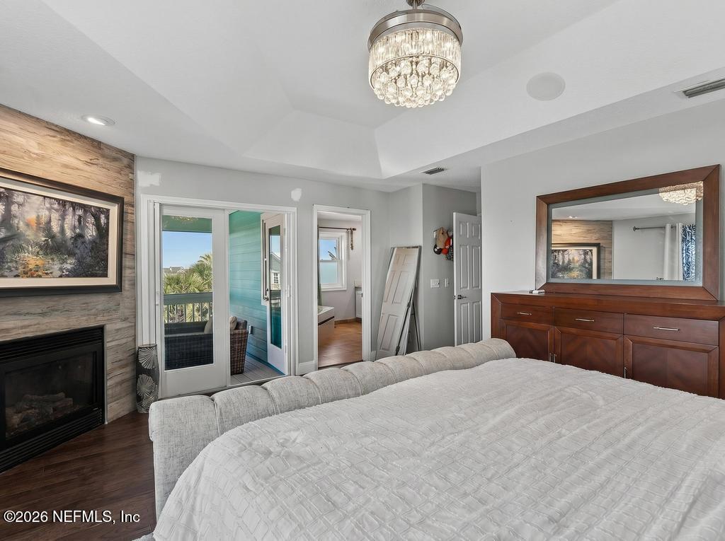 209 GULL Circle