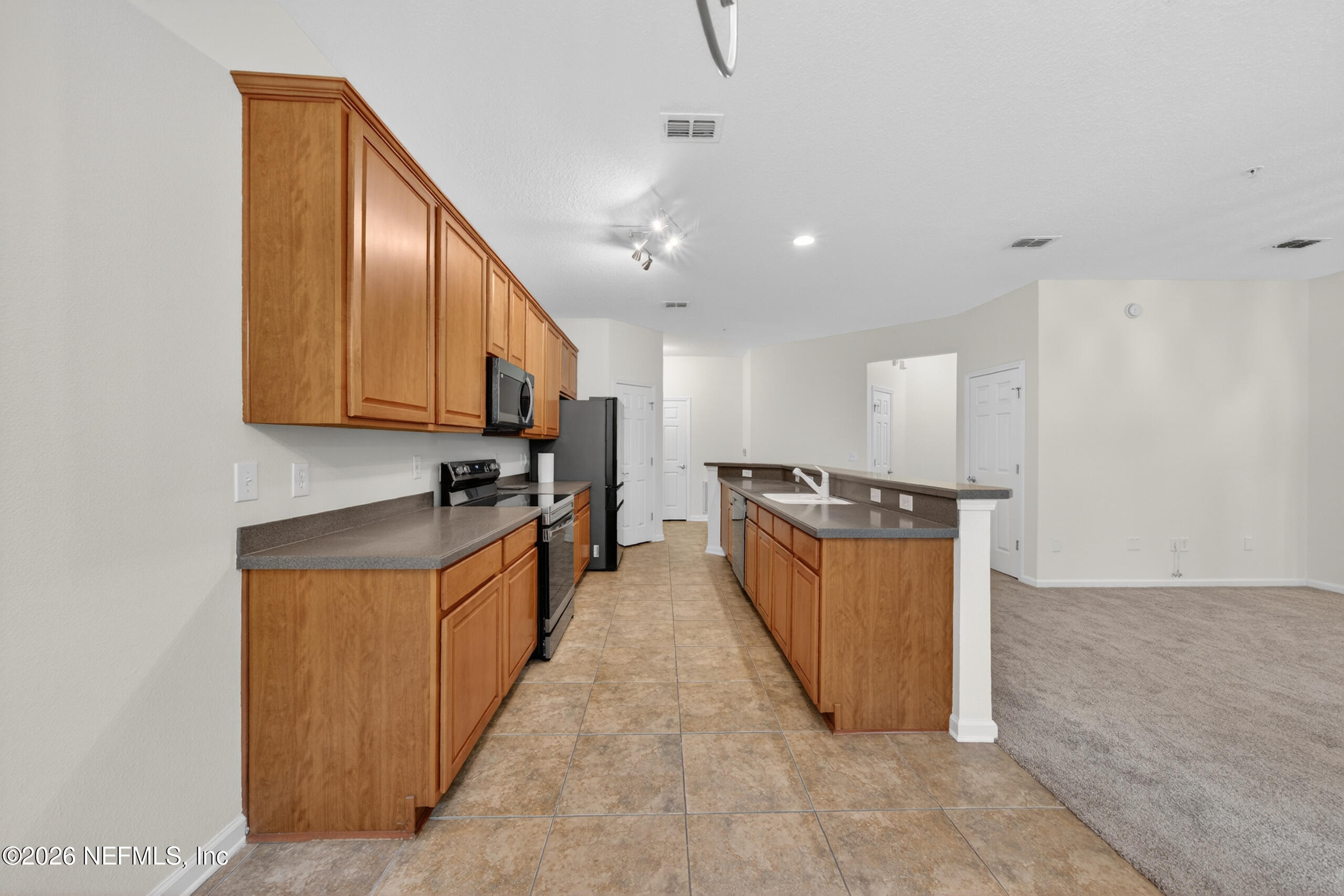 13364 BEACH Boulevard 913