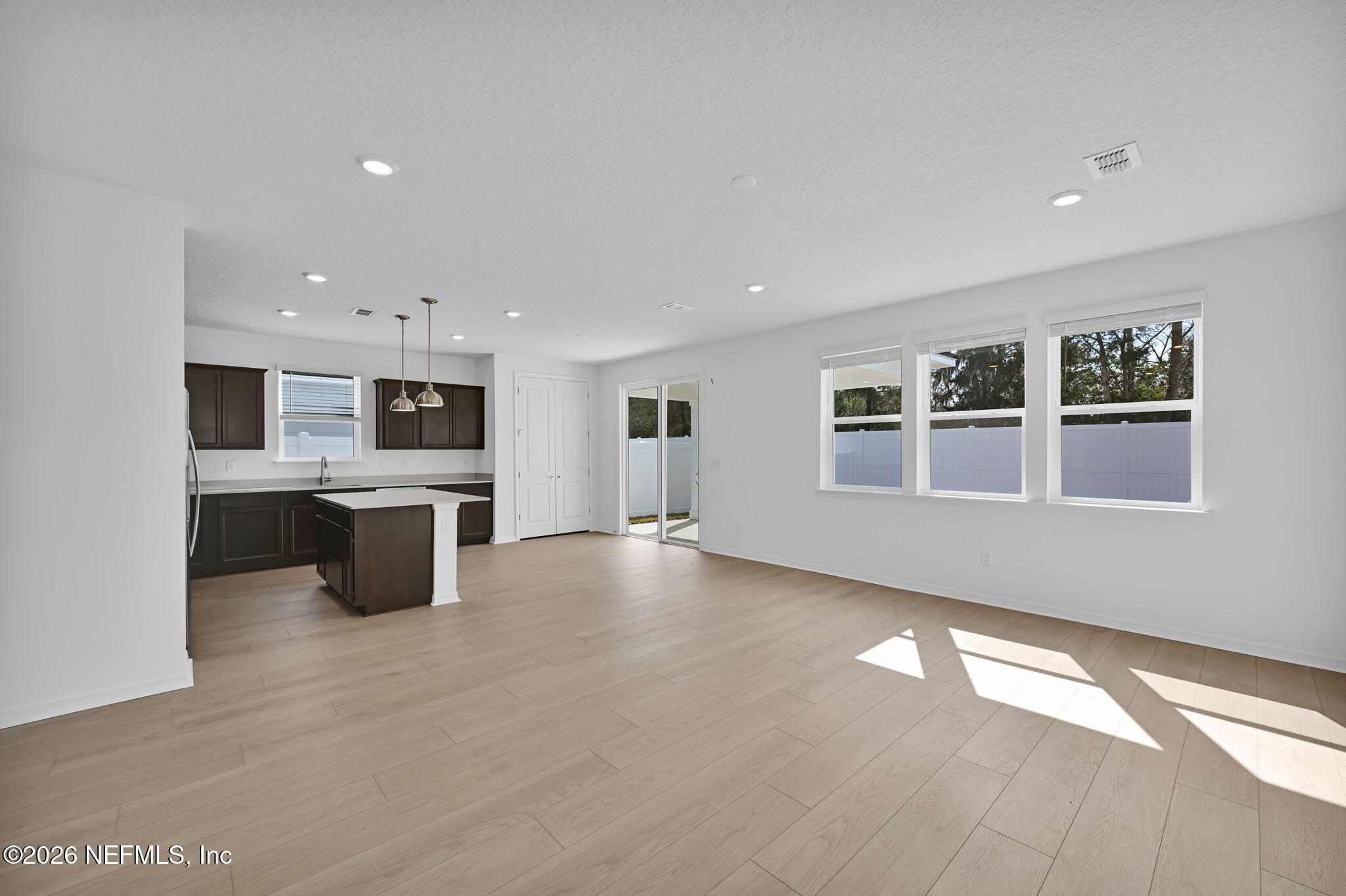 1706 MICKEY Way