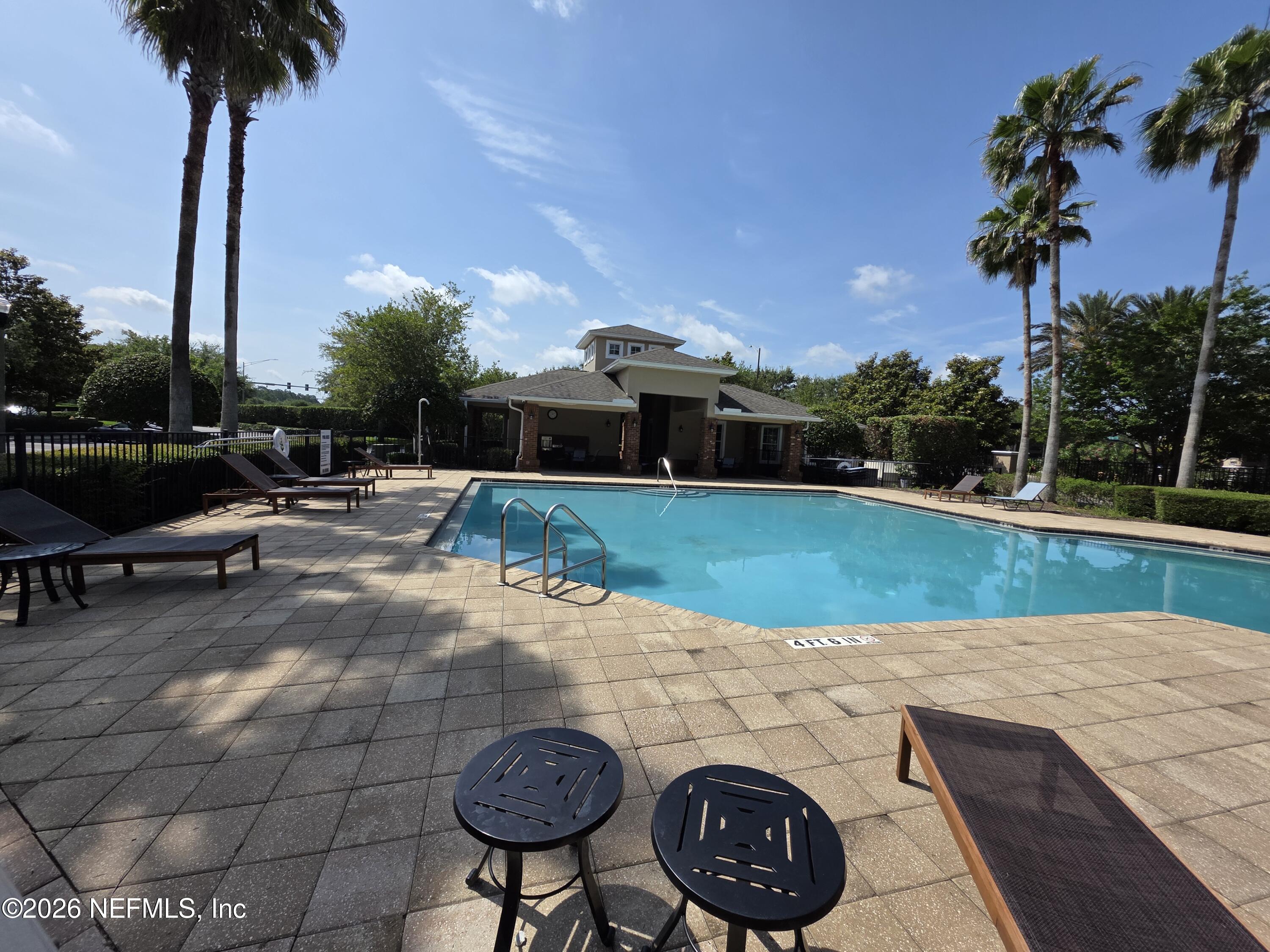 8077 SUMMERSIDE Circle
