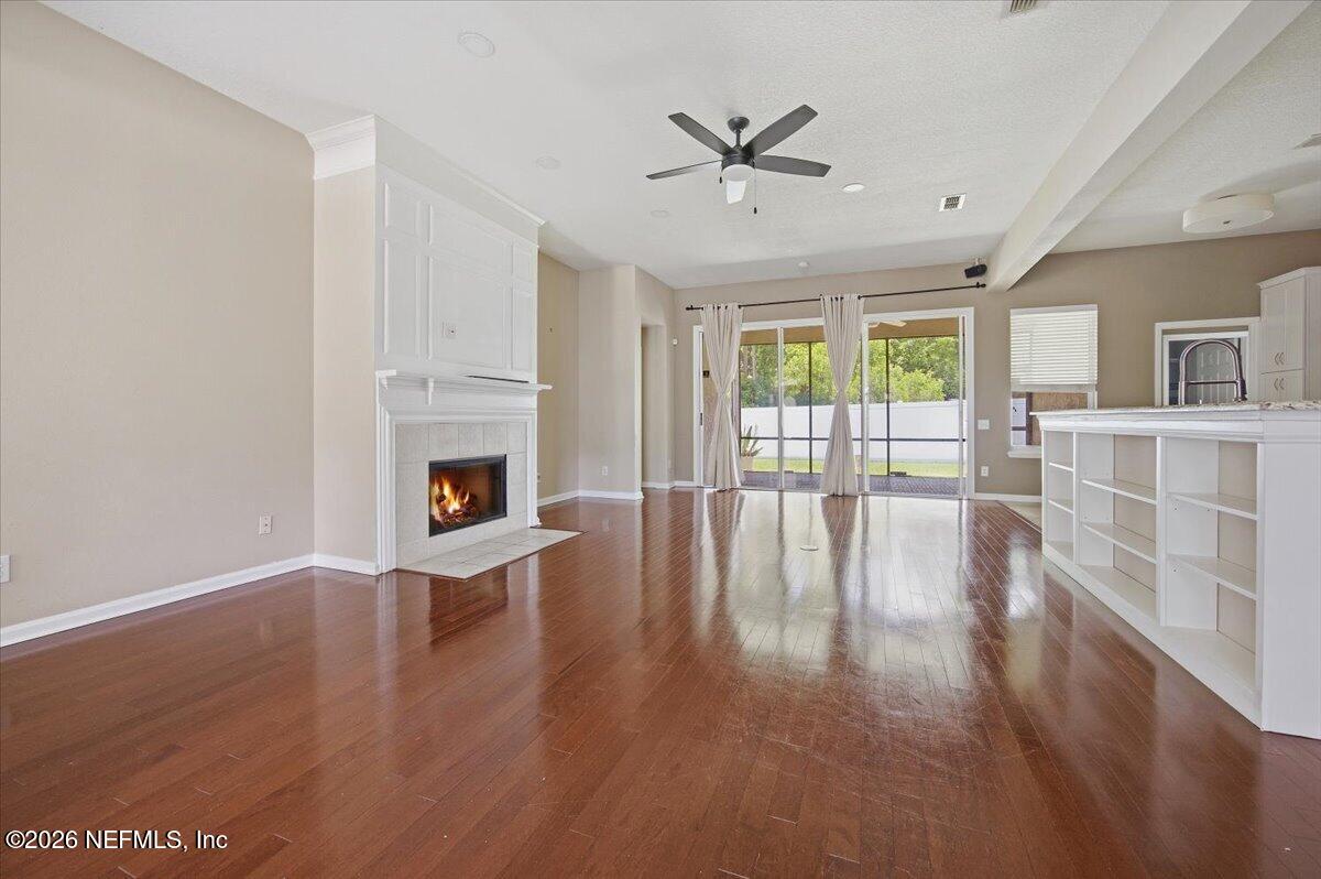 10642 ROUNDWOOD GLEN Court