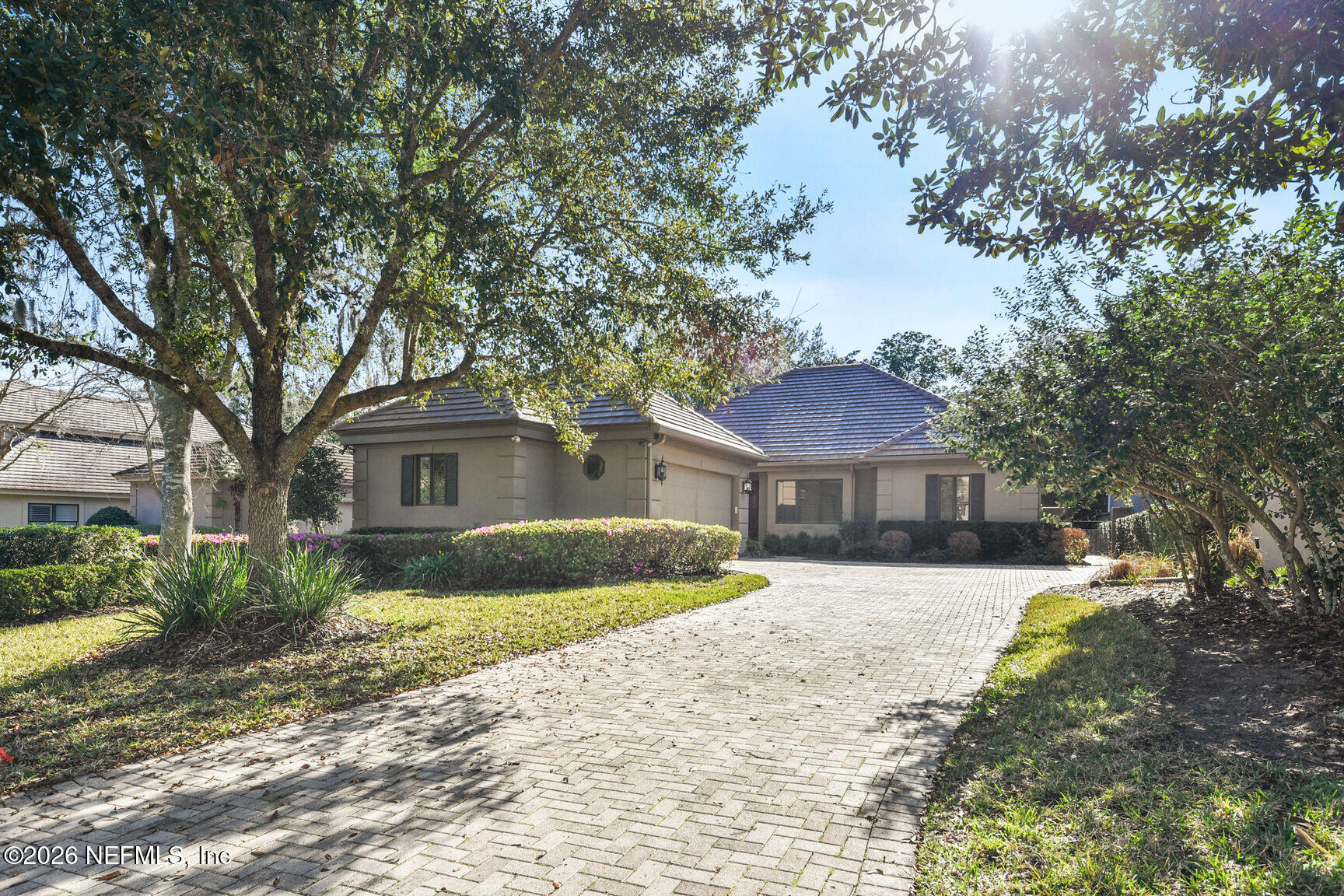 6717 LINFORD Lane