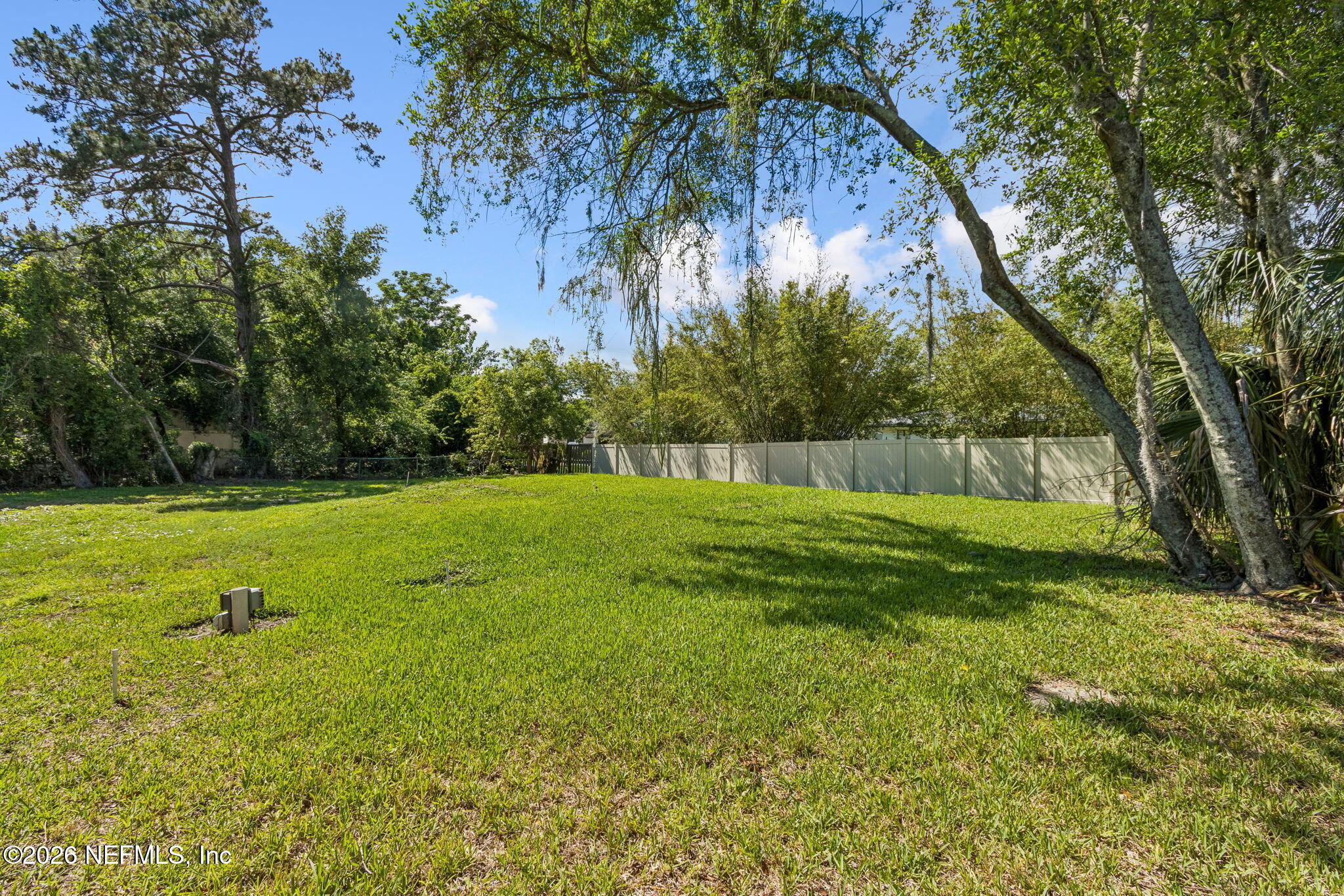915 OLD GROVE Manor