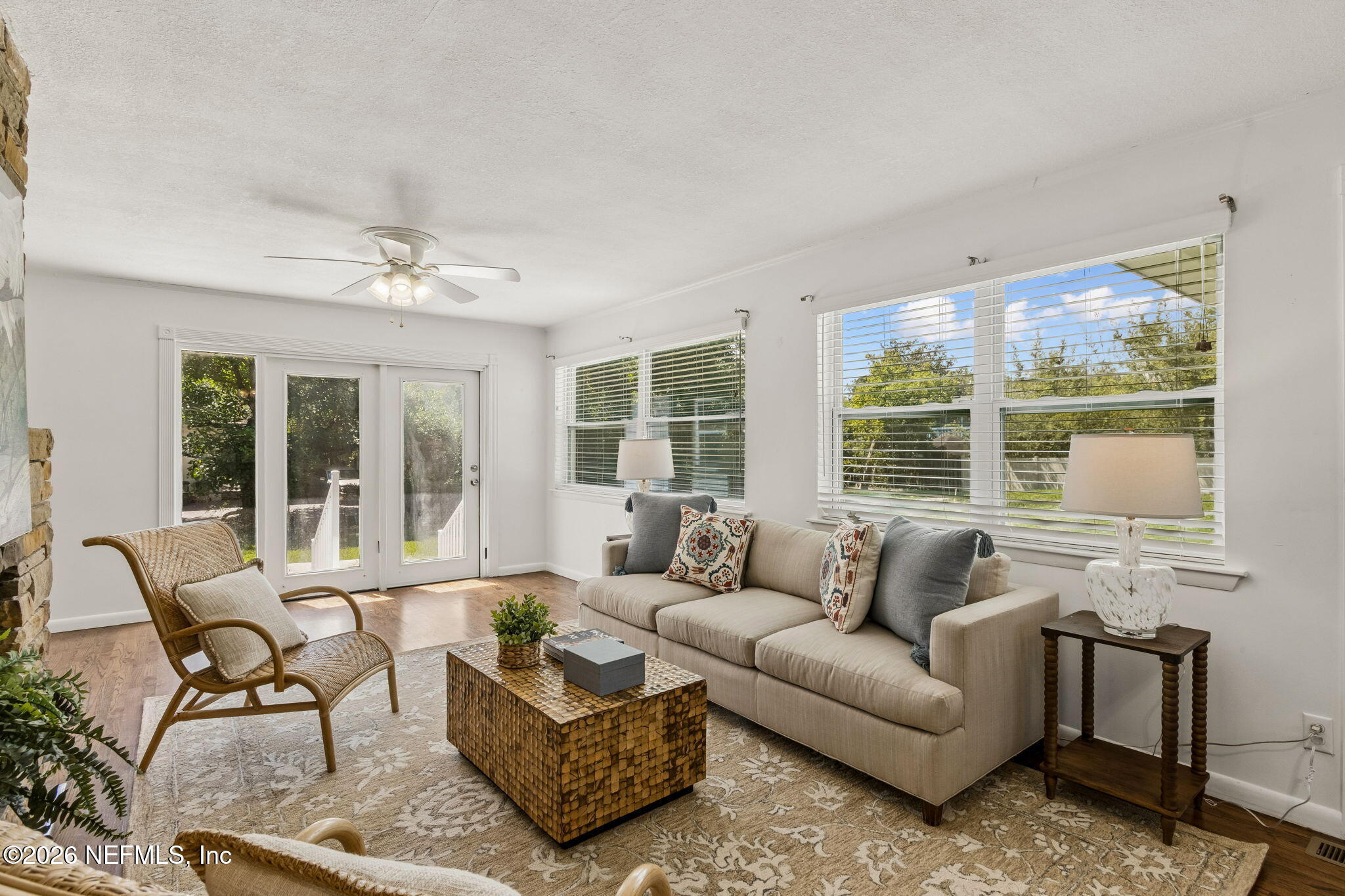 915 OLD GROVE Manor