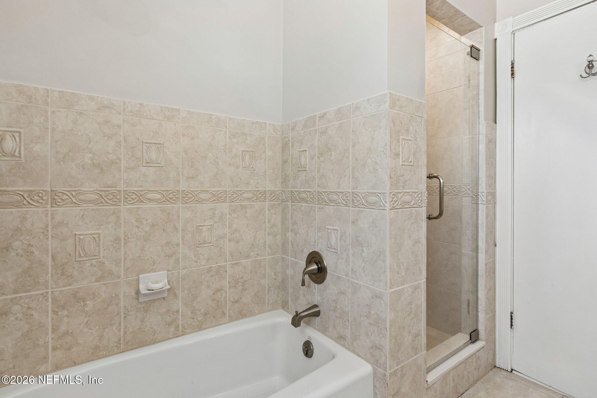 915 OLD GROVE Manor