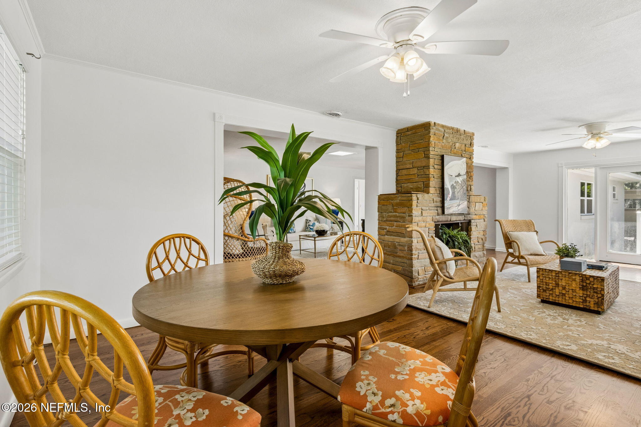 915 OLD GROVE Manor
