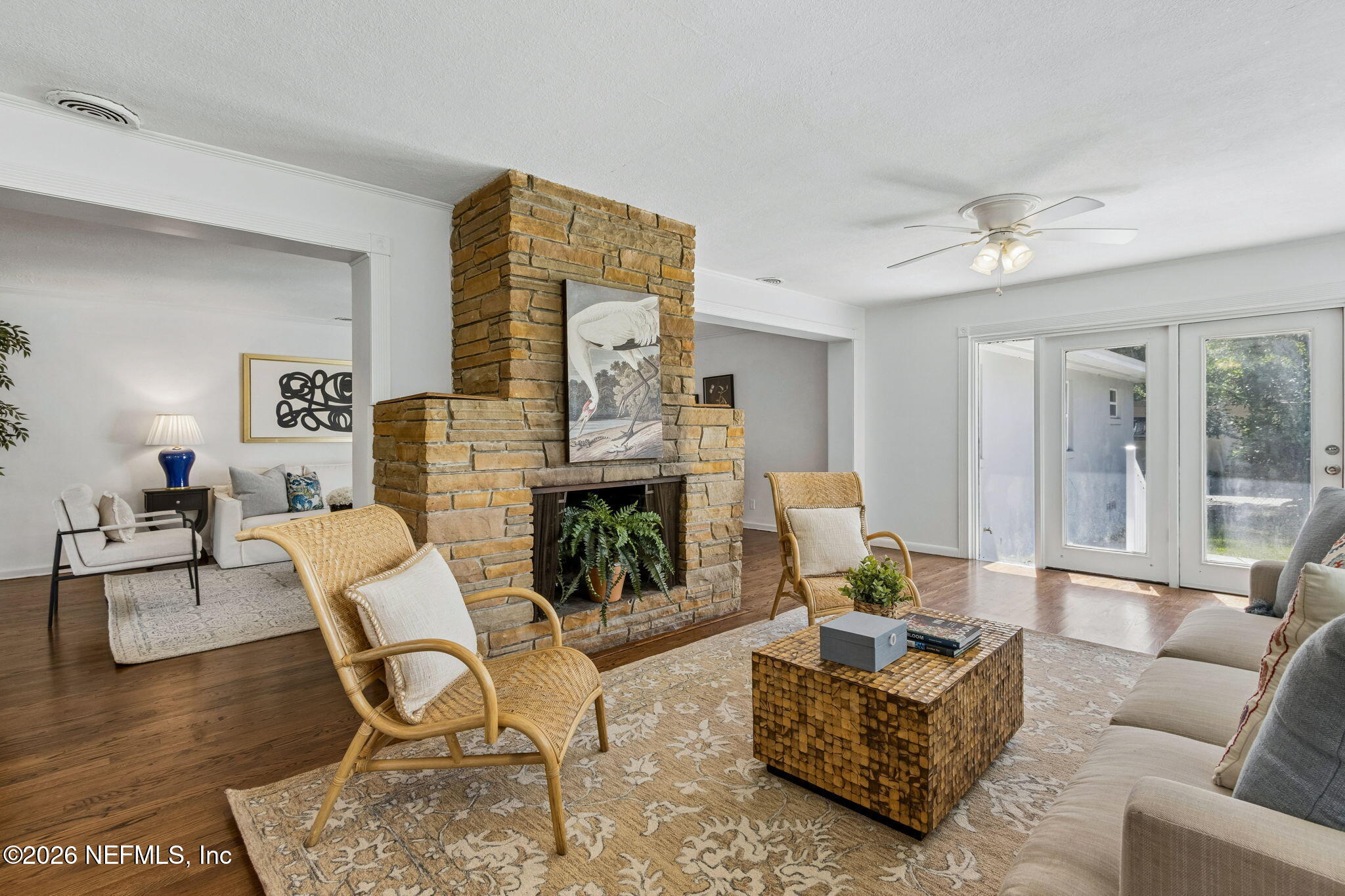 915 OLD GROVE Manor
