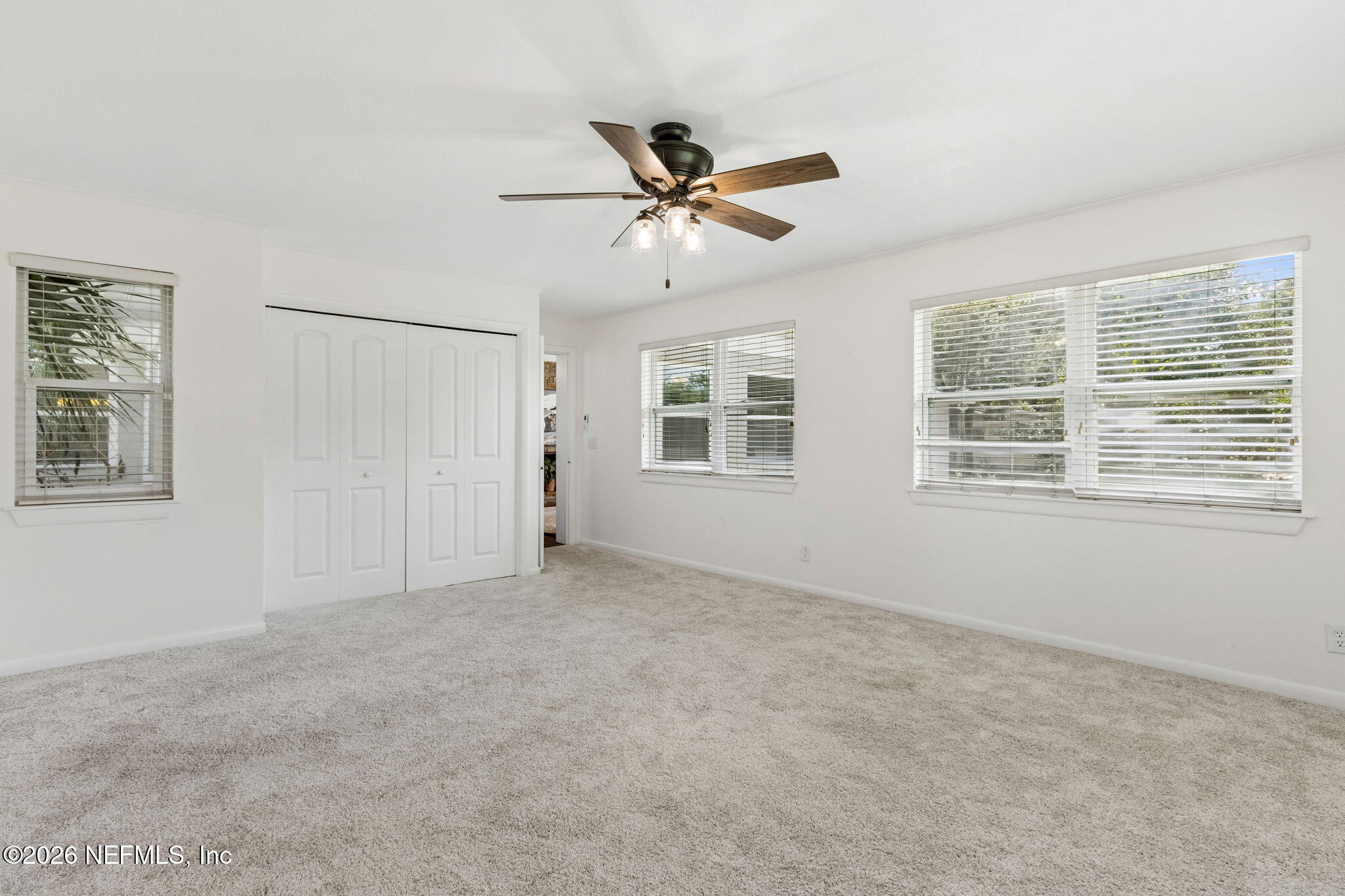 915 OLD GROVE Manor