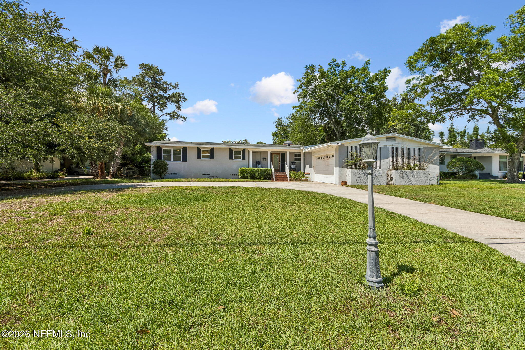 915 OLD GROVE Manor