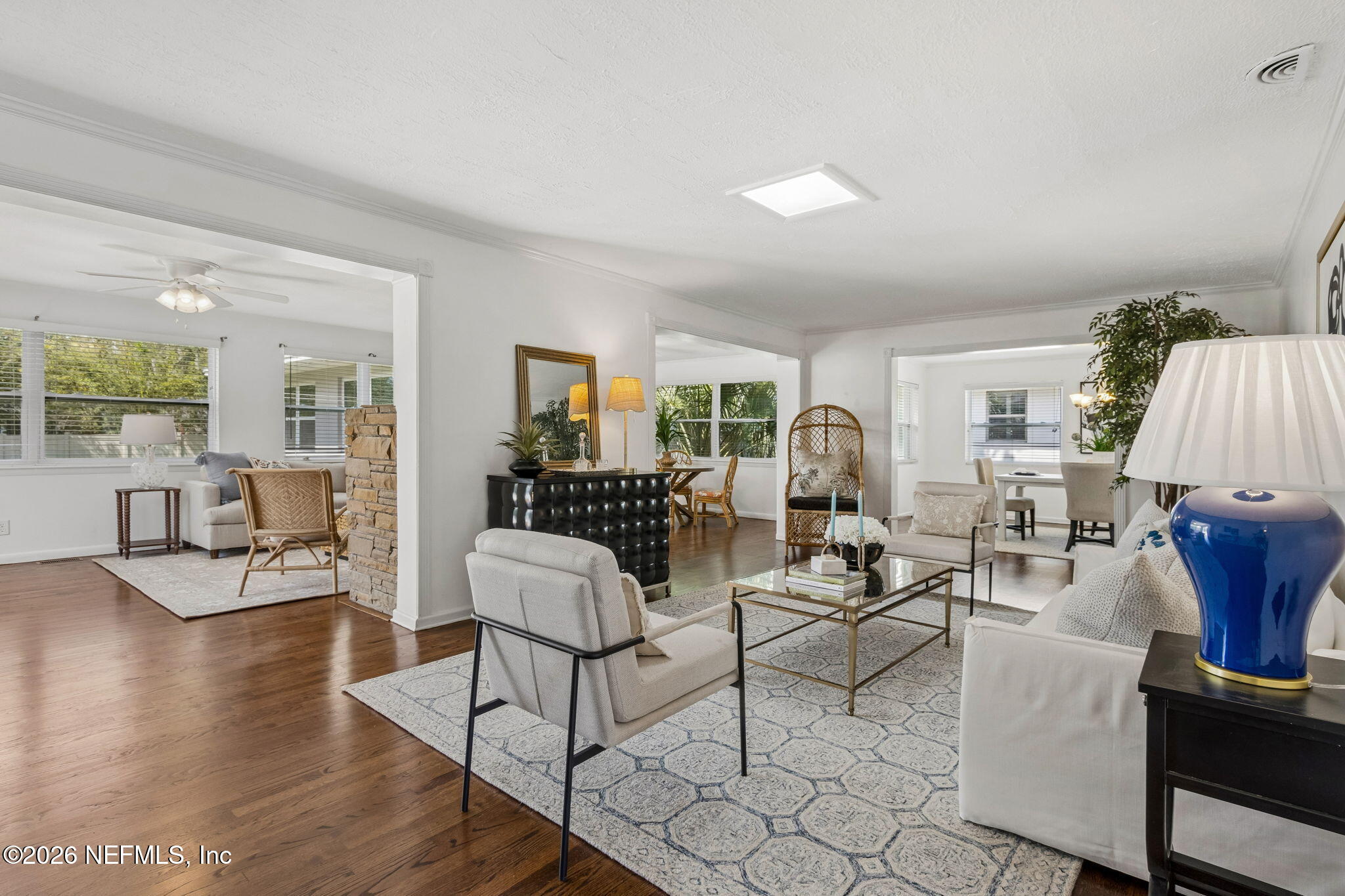 915 OLD GROVE Manor