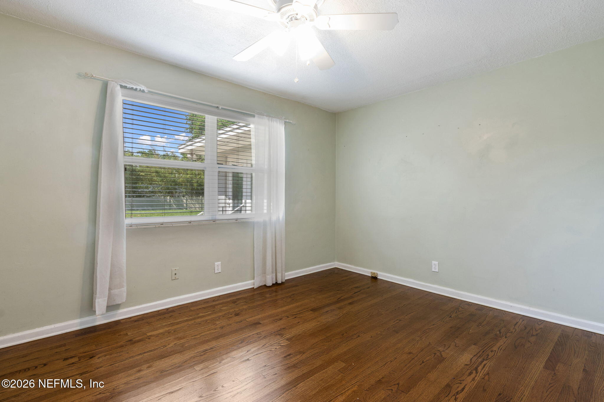915 OLD GROVE Manor
