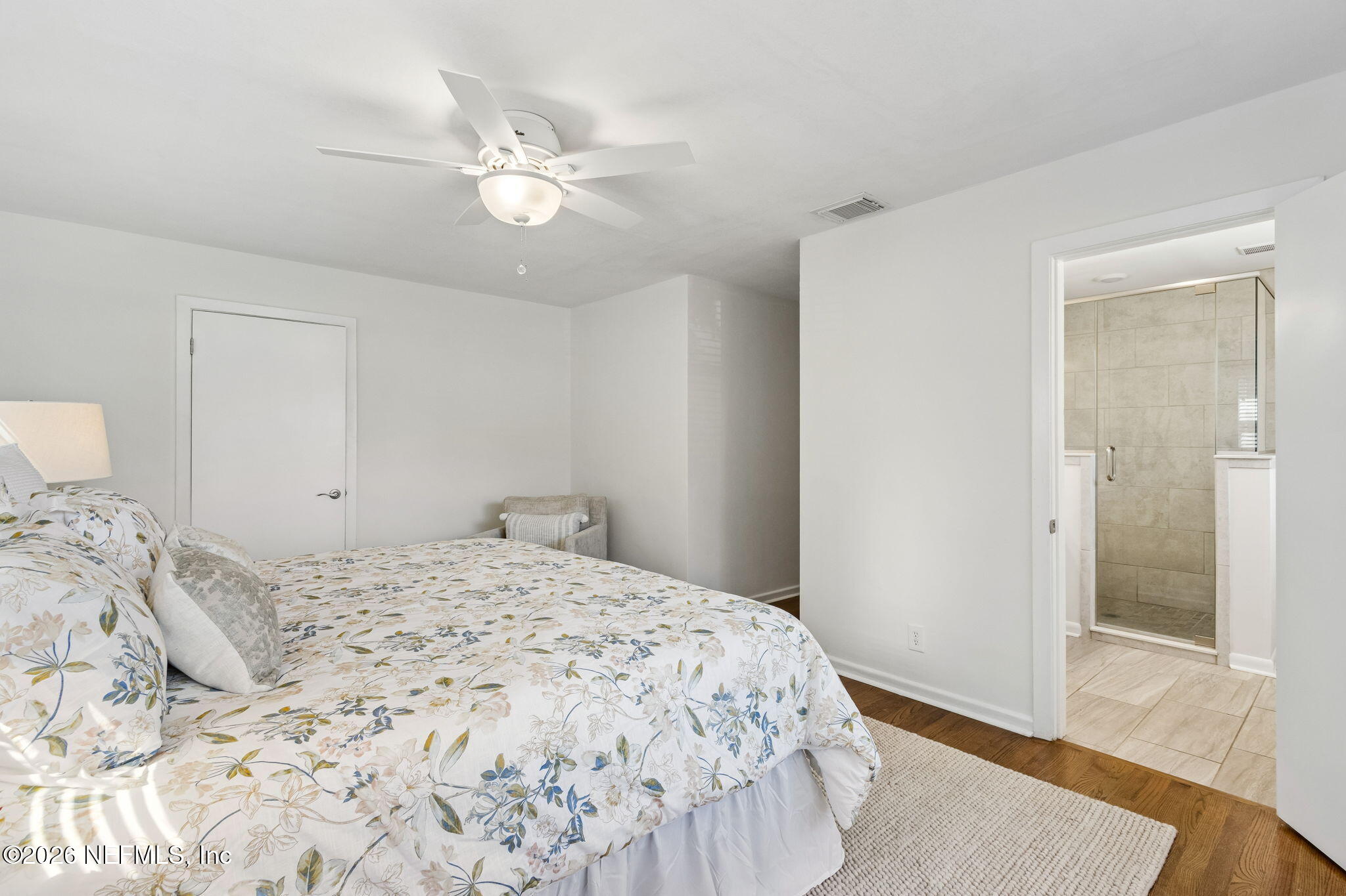 915 OLD GROVE Manor