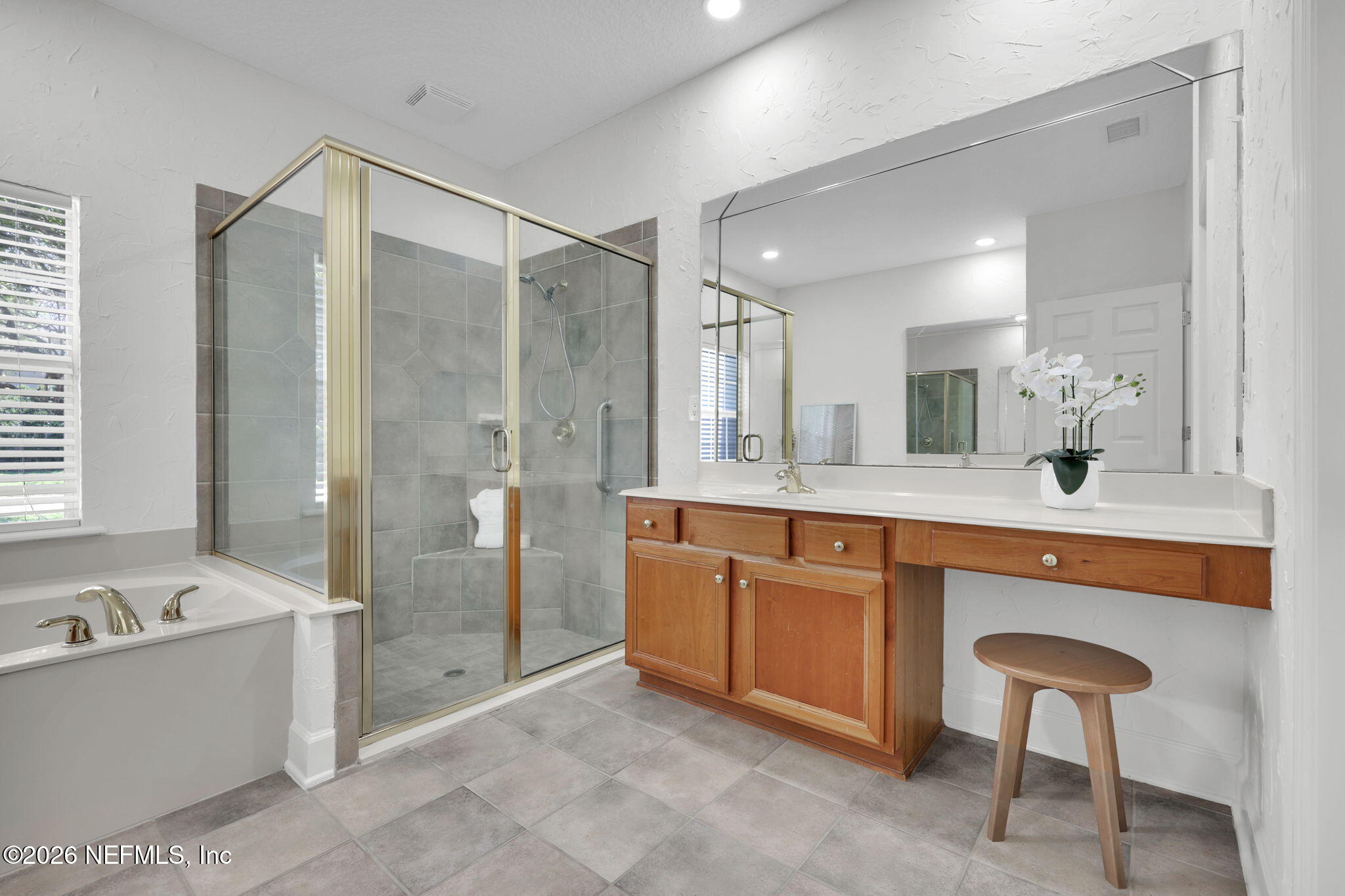 618 TIMBER POND Drive