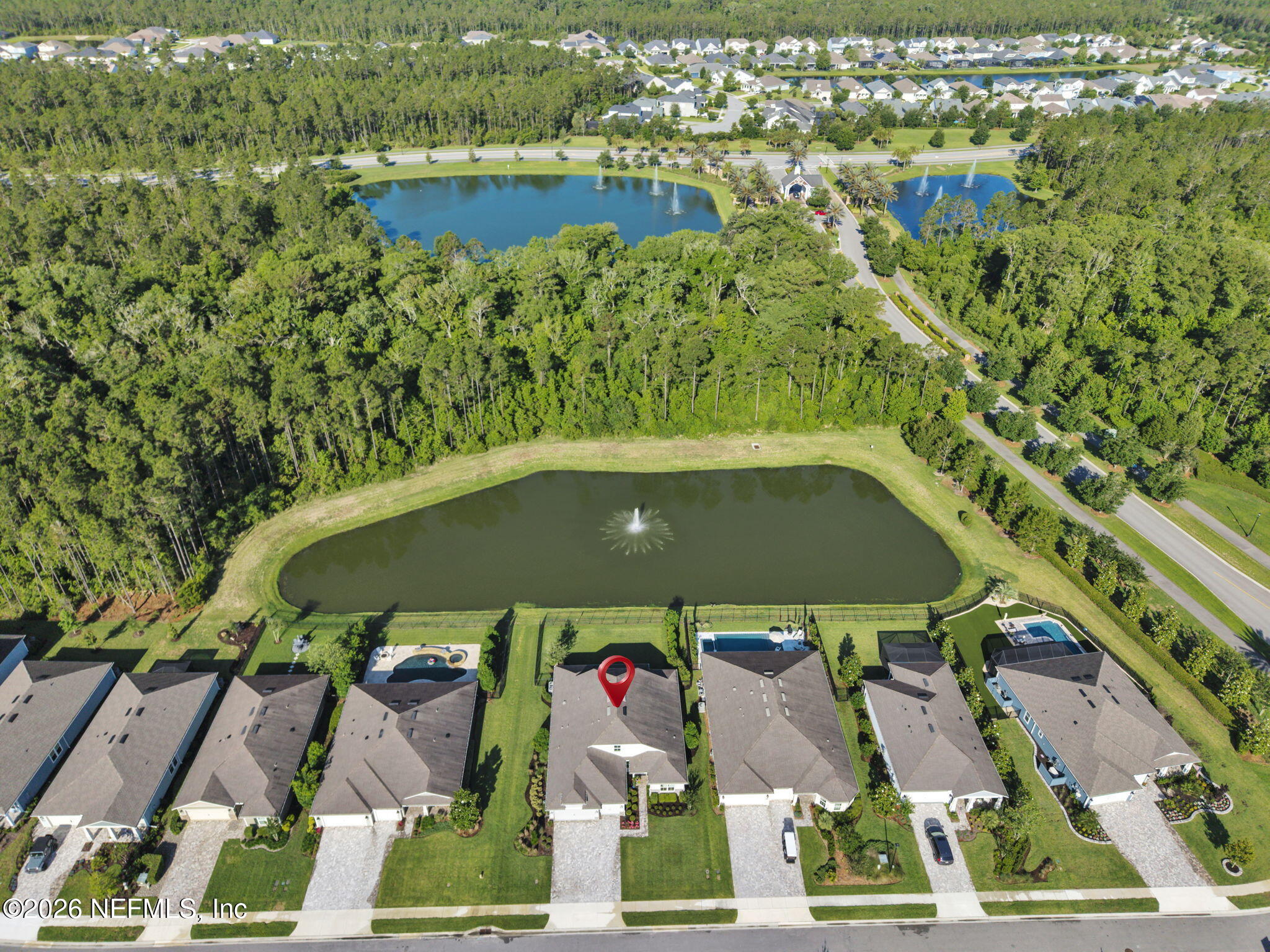 82 GLENHURST Avenue
