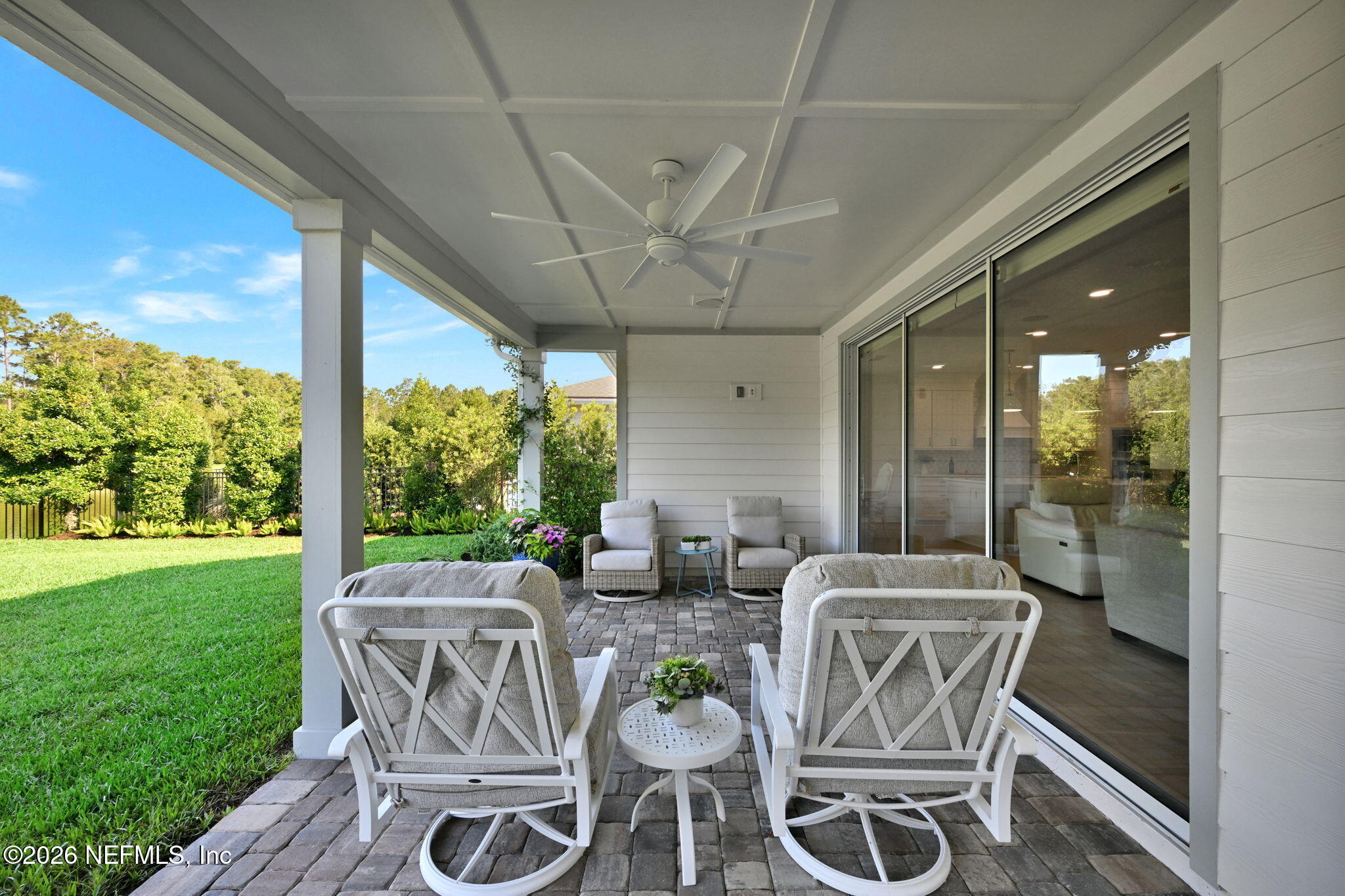 82 GLENHURST Avenue