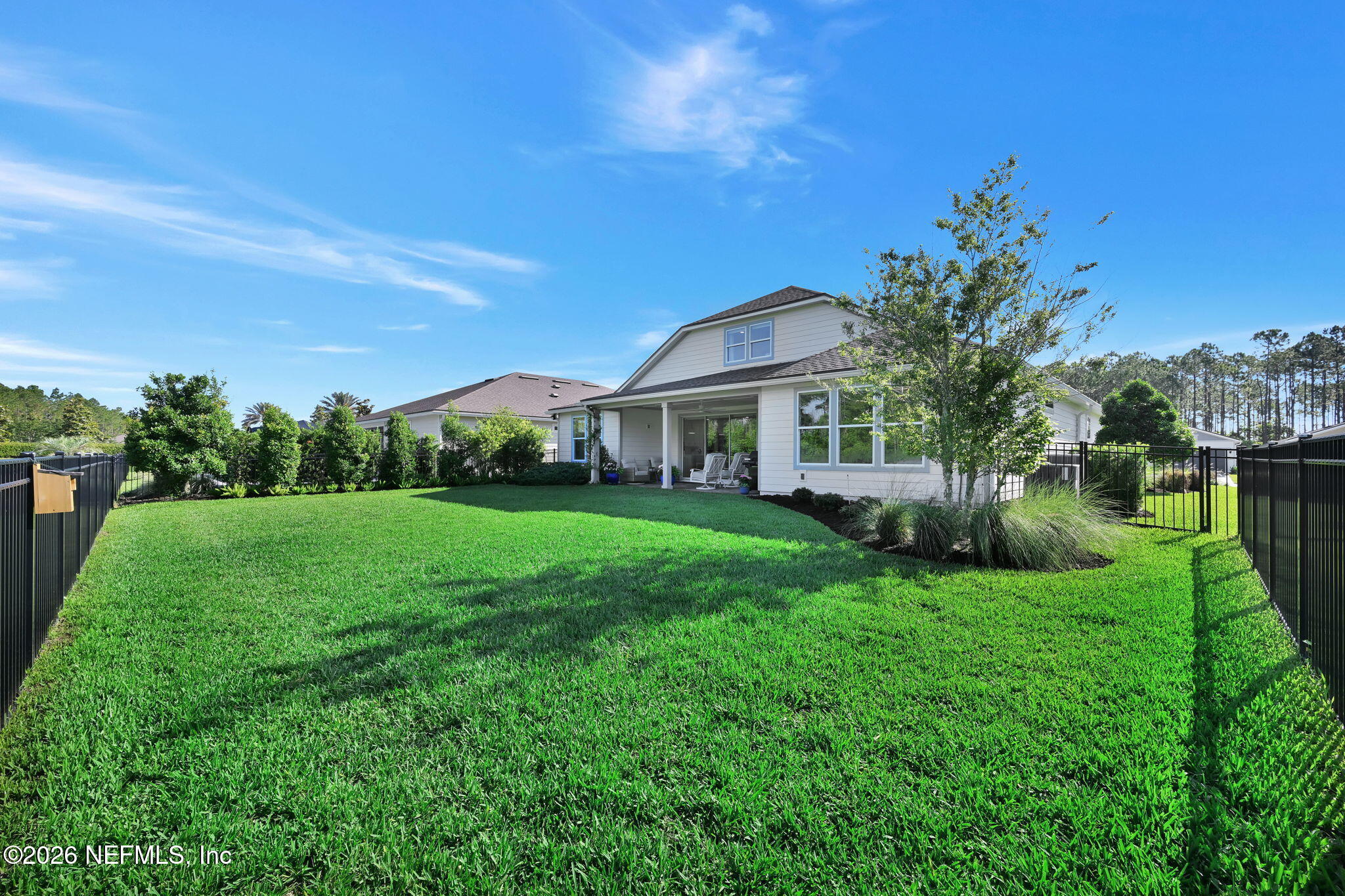 82 GLENHURST Avenue