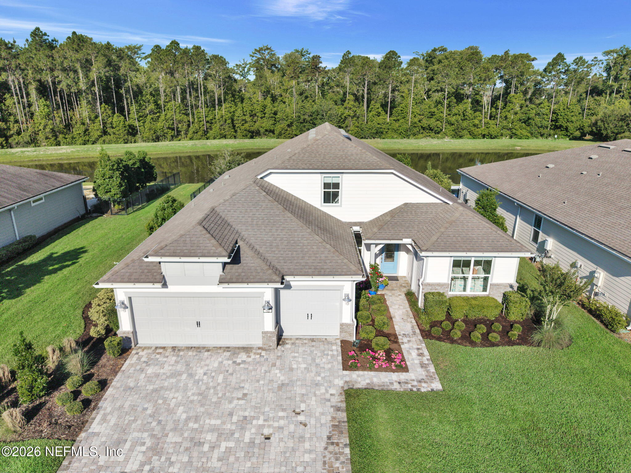 82 GLENHURST Avenue
