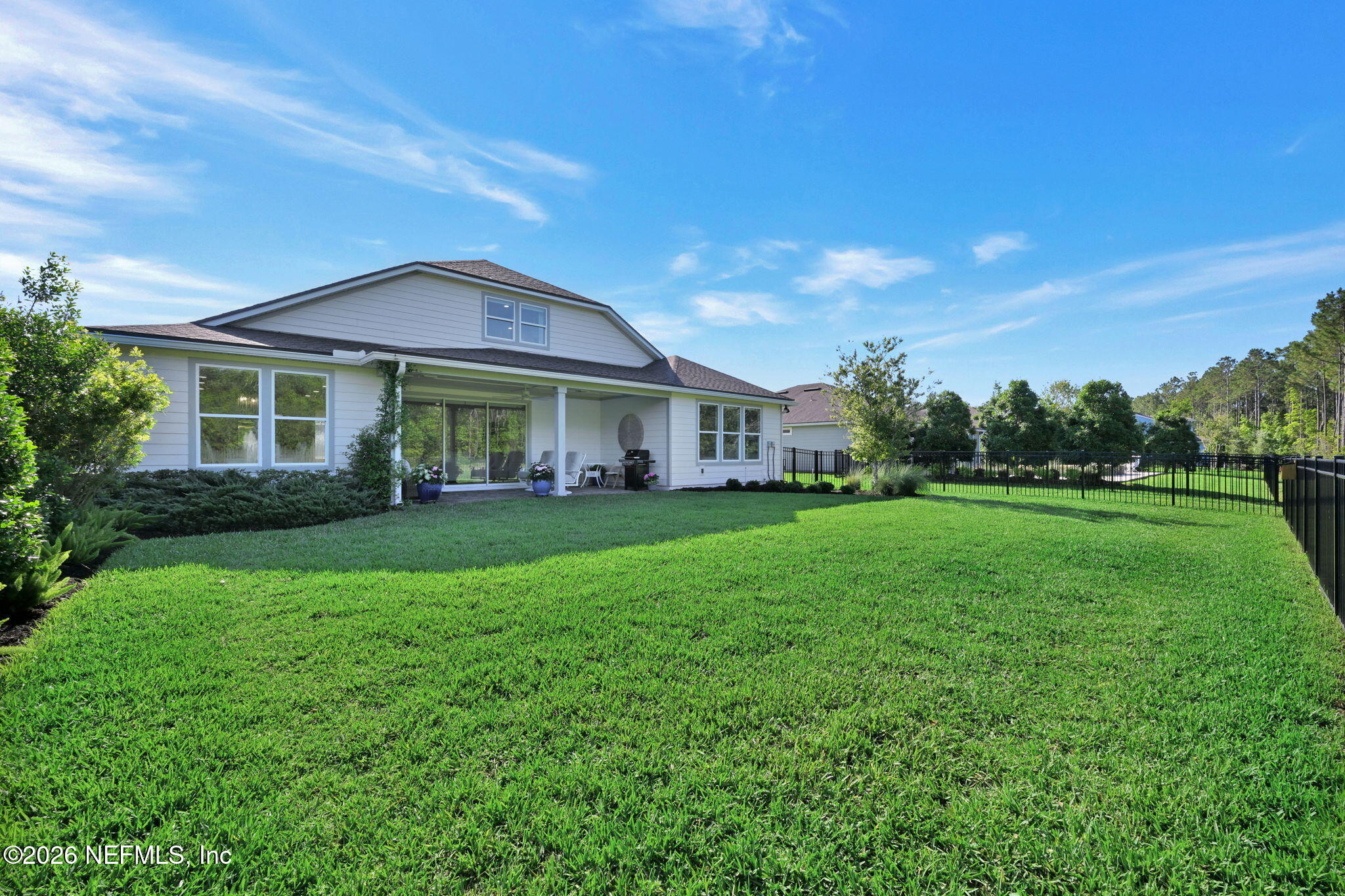 82 GLENHURST Avenue