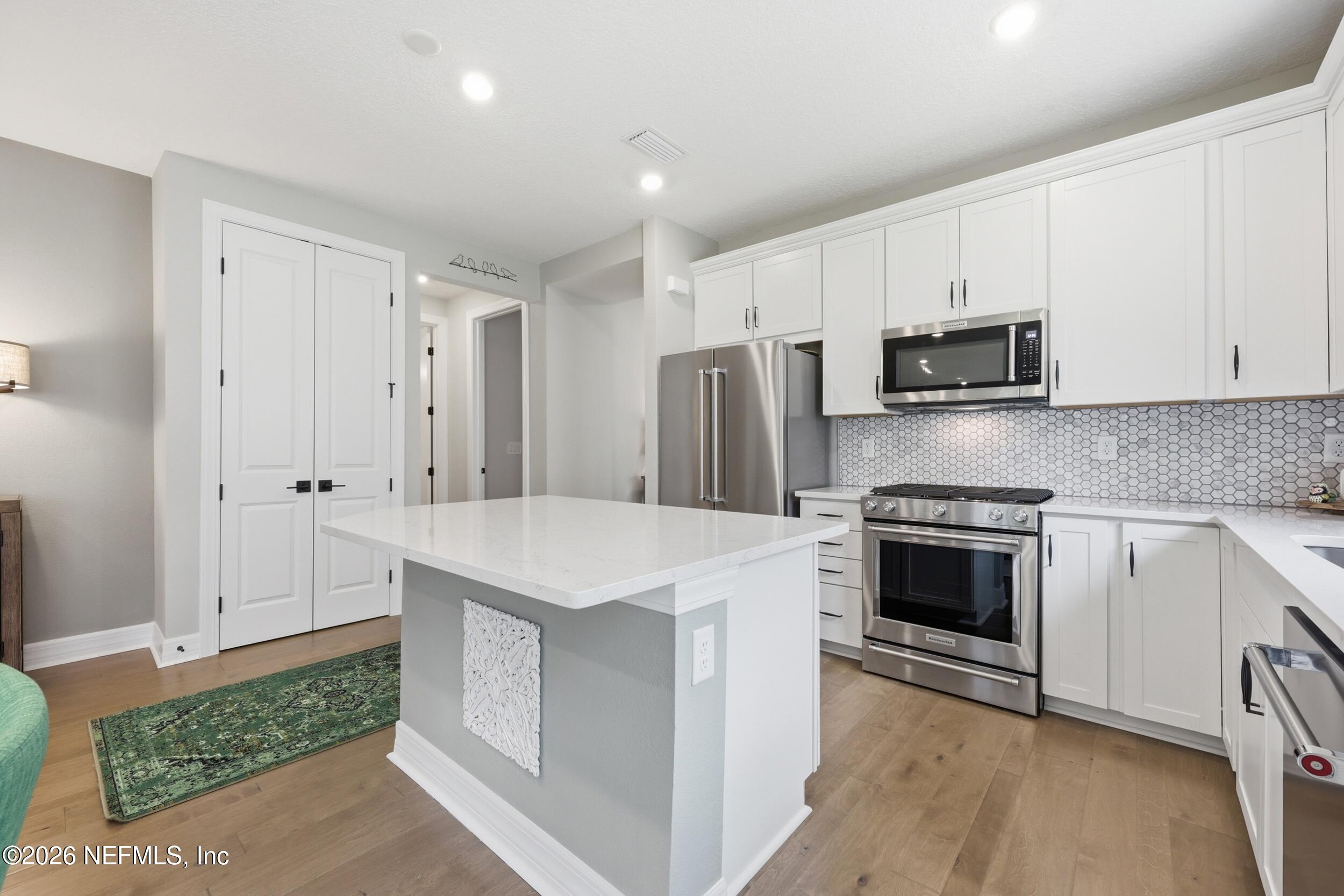 116 OYSTER SHELL Terrace