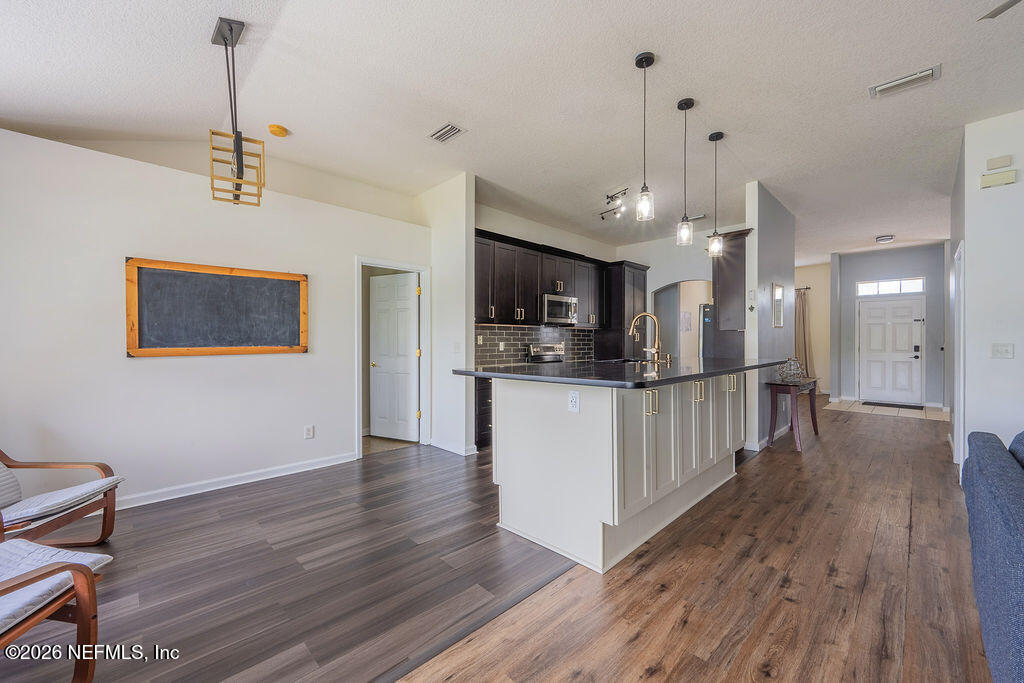3787 JULIET LEIA Circle W