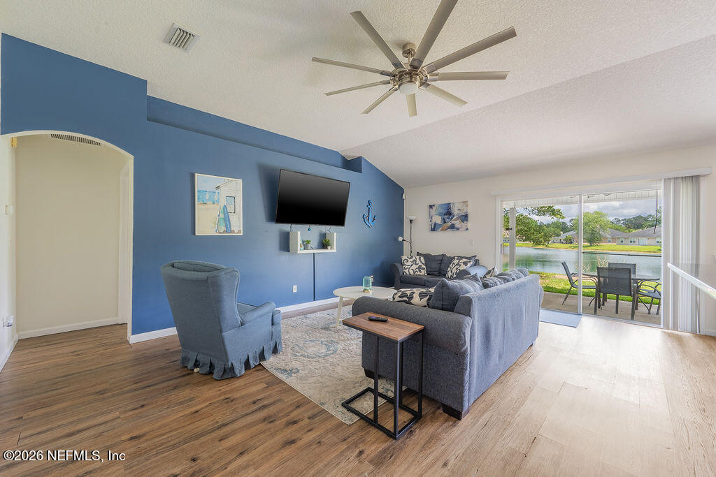 3787 JULIET LEIA Circle W